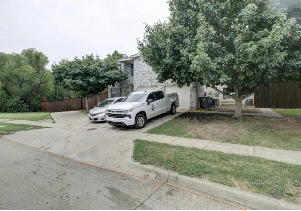 Single Family Residence For Sale in Dallas County , 1333 Falcon Drive, Dallas, Texas 75051, 10 Bedroom, 7 Bathroom, 2 Garage spaces, 3,723 Sqft, built in 2008, Price $635,000, mls#21194123, Real Estate Agent in Dallas, Homes For Sale in Dallas county, Homes For Sale in Dallas, Realtor in Dallas Texas, Real Estate Brokerage Independent Realty Texas, Luminita Cordes Realtor