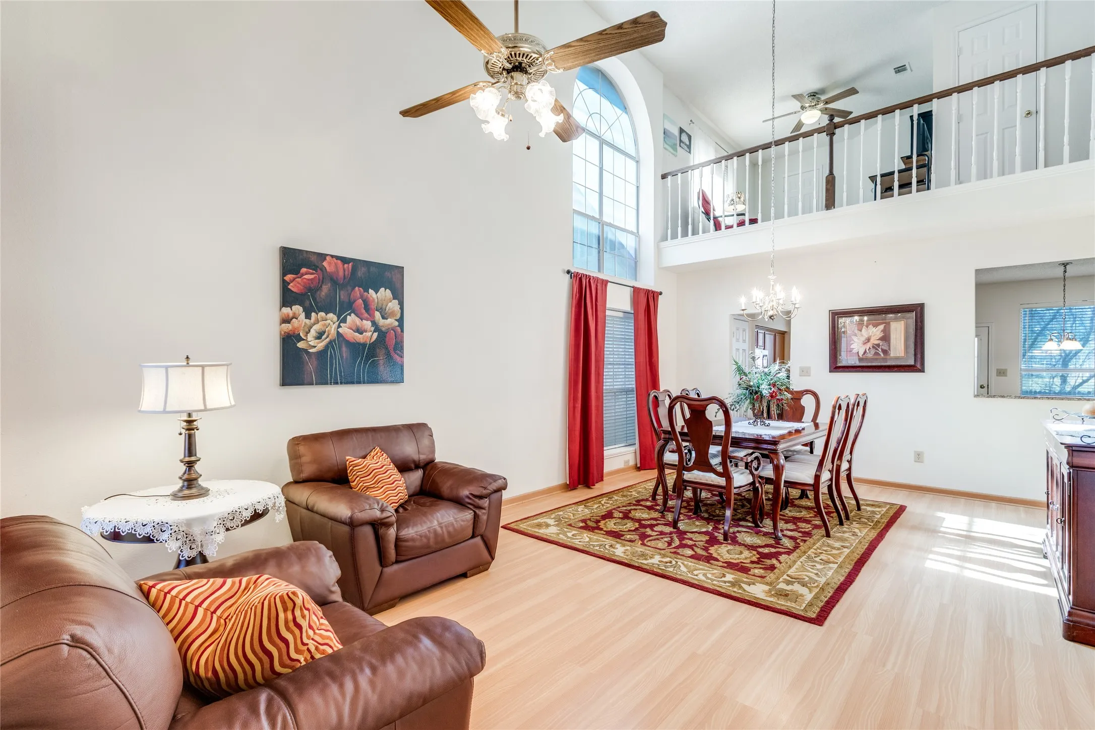 Single Family Residence For Sale in Collin County , 6841 Douglas Creek, Plano, Texas 75023, 3 Bedroom, 3 Bathroom, 2 Garage spaces, 2,068 Sqft, built in 1990, mls#21193885, Real Estate Agent in Plano, Homes For Sale in Collin county, Homes For Sale in Plano, Realtor in Plano Texas, Real Estate Brokerage Independent Realty Texas, Luminita Cordes Realtor