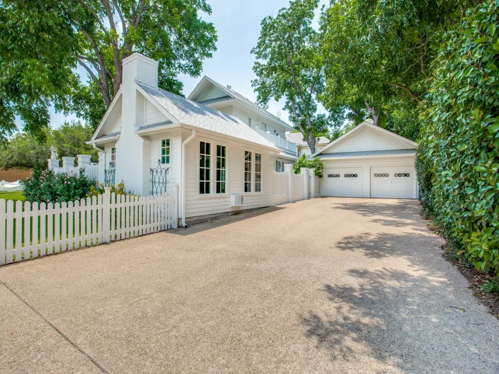 2 car garage