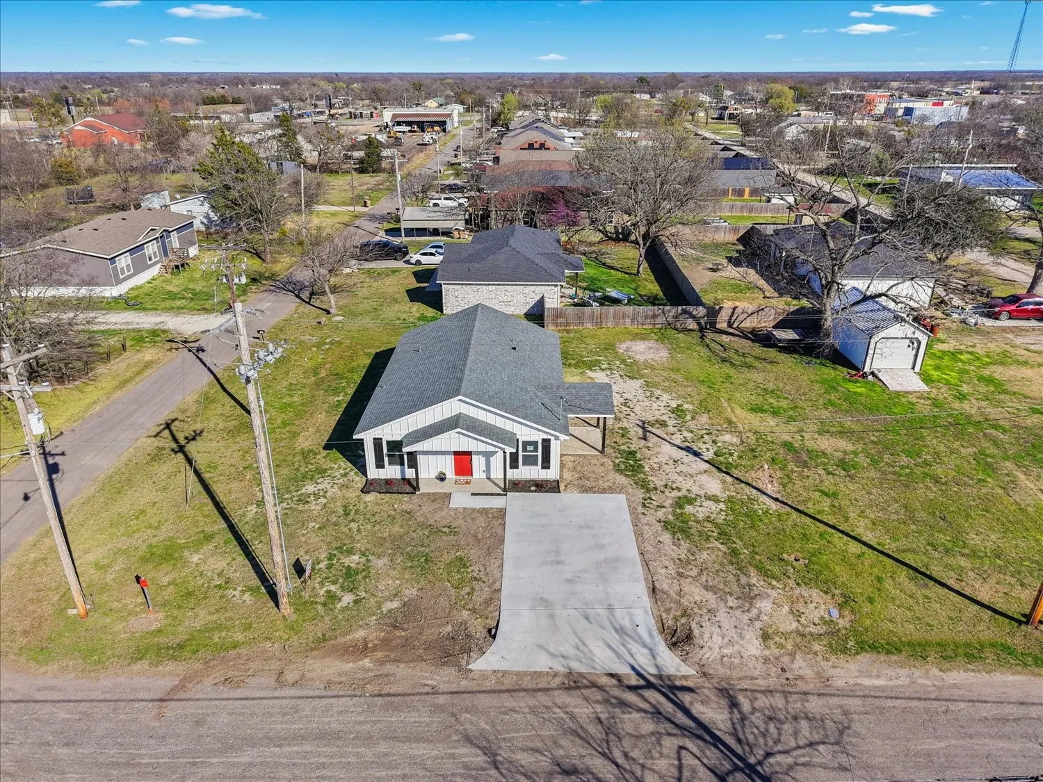 Single Family Residence For Sale in Hunt County , 200 Gladys Street, Lone Oak, Texas 75453, 3 Bedroom, 2 Bathroom, Garage spaces, 1,453 Sqft, built in 2026, New Construction - Complete, mls#21194037, Real Estate Agent in Lone Oak, Homes For Sale in Hunt county, Homes For Sale in Lone Oak, Realtor in Lone Oak Texas, Real Estate Brokerage Independent Realty Texas, Luminita Cordes Realtor