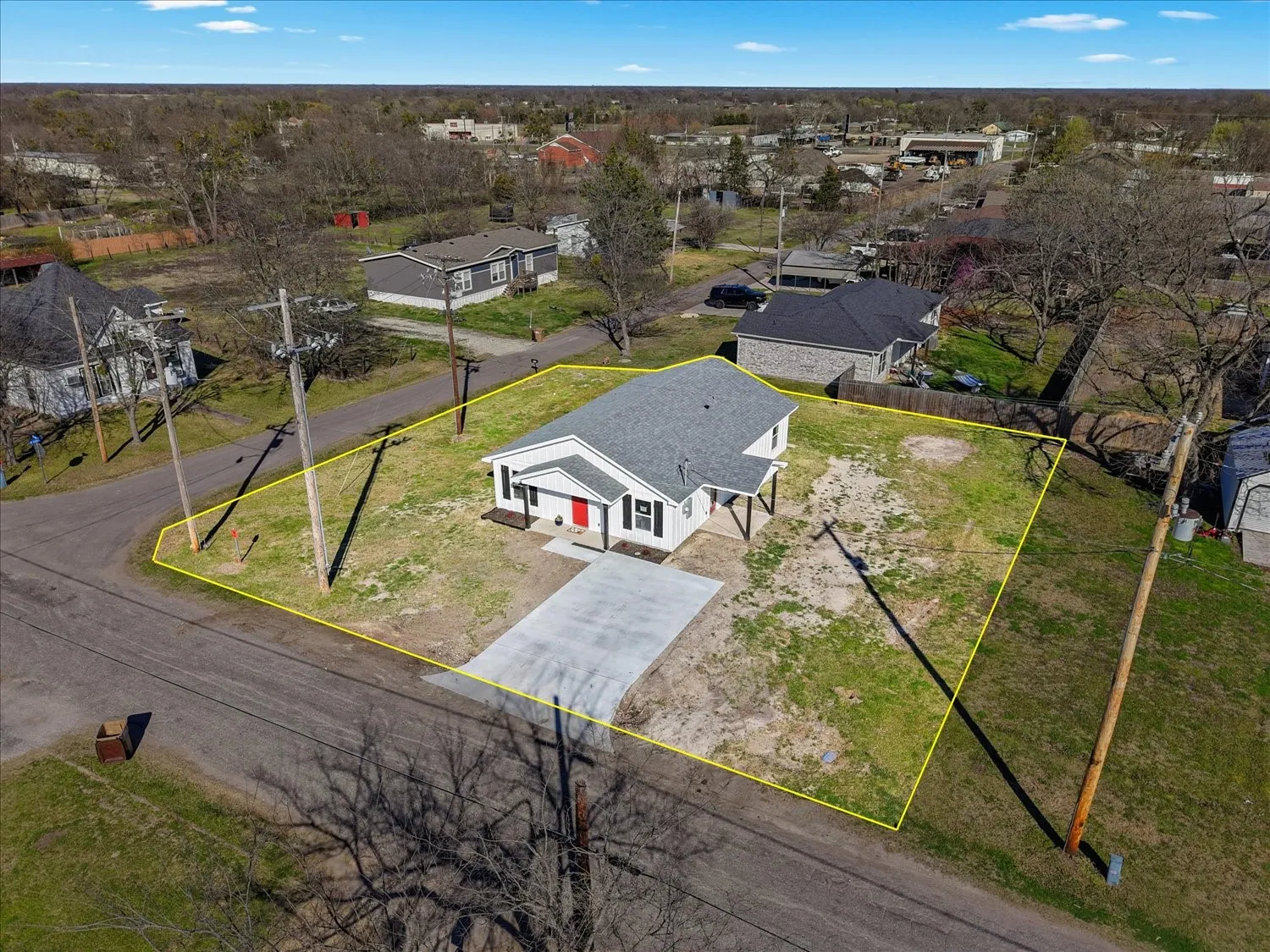 Single Family Residence For Sale in Hunt County , 200 Gladys Street, Lone Oak, Texas 75453, 3 Bedroom, 2 Bathroom, Garage spaces, 1,453 Sqft, built in 2026, New Construction - Complete, mls#21194037, Real Estate Agent in Lone Oak, Homes For Sale in Hunt county, Homes For Sale in Lone Oak, Realtor in Lone Oak Texas, Real Estate Brokerage Independent Realty Texas, Luminita Cordes Realtor