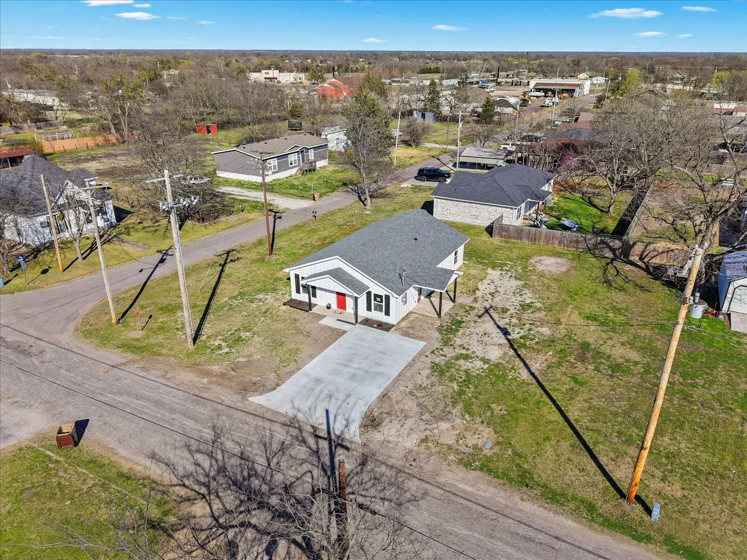 Single Family Residence For Sale in Hunt County , 200 Gladys Street, Lone Oak, Texas 75453, 3 Bedroom, 2 Bathroom, Garage spaces, 1,453 Sqft, built in 2026, New Construction - Complete, mls#21194037, Real Estate Agent in Lone Oak, Homes For Sale in Hunt county, Homes For Sale in Lone Oak, Realtor in Lone Oak Texas, Real Estate Brokerage Independent Realty Texas, Luminita Cordes Realtor
