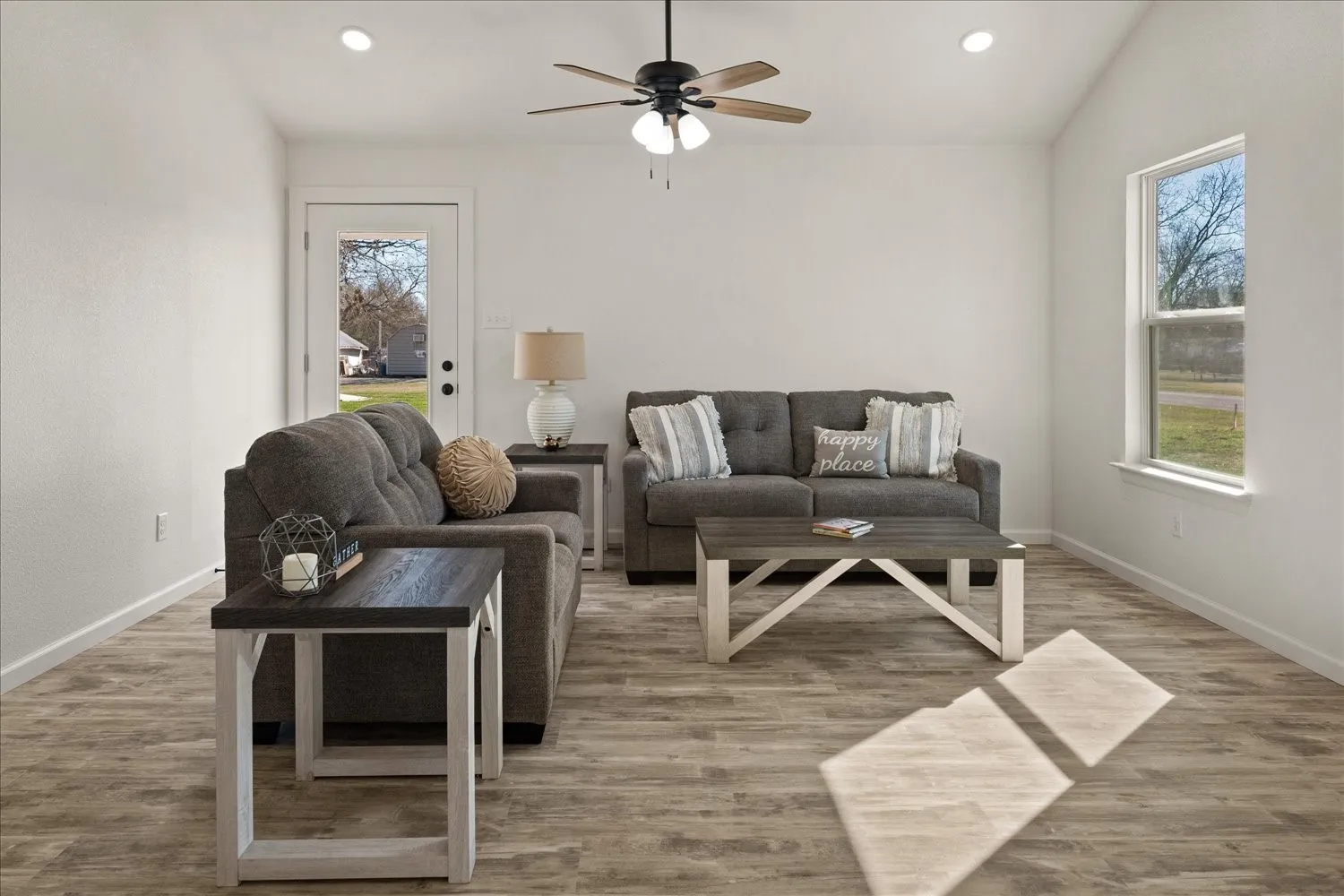 Single Family Residence For Sale in Hunt County , 200 Gladys Street, Lone Oak, Texas 75453, 3 Bedroom, 2 Bathroom, Garage spaces, 1,453 Sqft, built in 2026, New Construction - Complete, mls#21194037, Real Estate Agent in Lone Oak, Homes For Sale in Hunt county, Homes For Sale in Lone Oak, Realtor in Lone Oak Texas, Real Estate Brokerage Independent Realty Texas, Luminita Cordes Realtor
