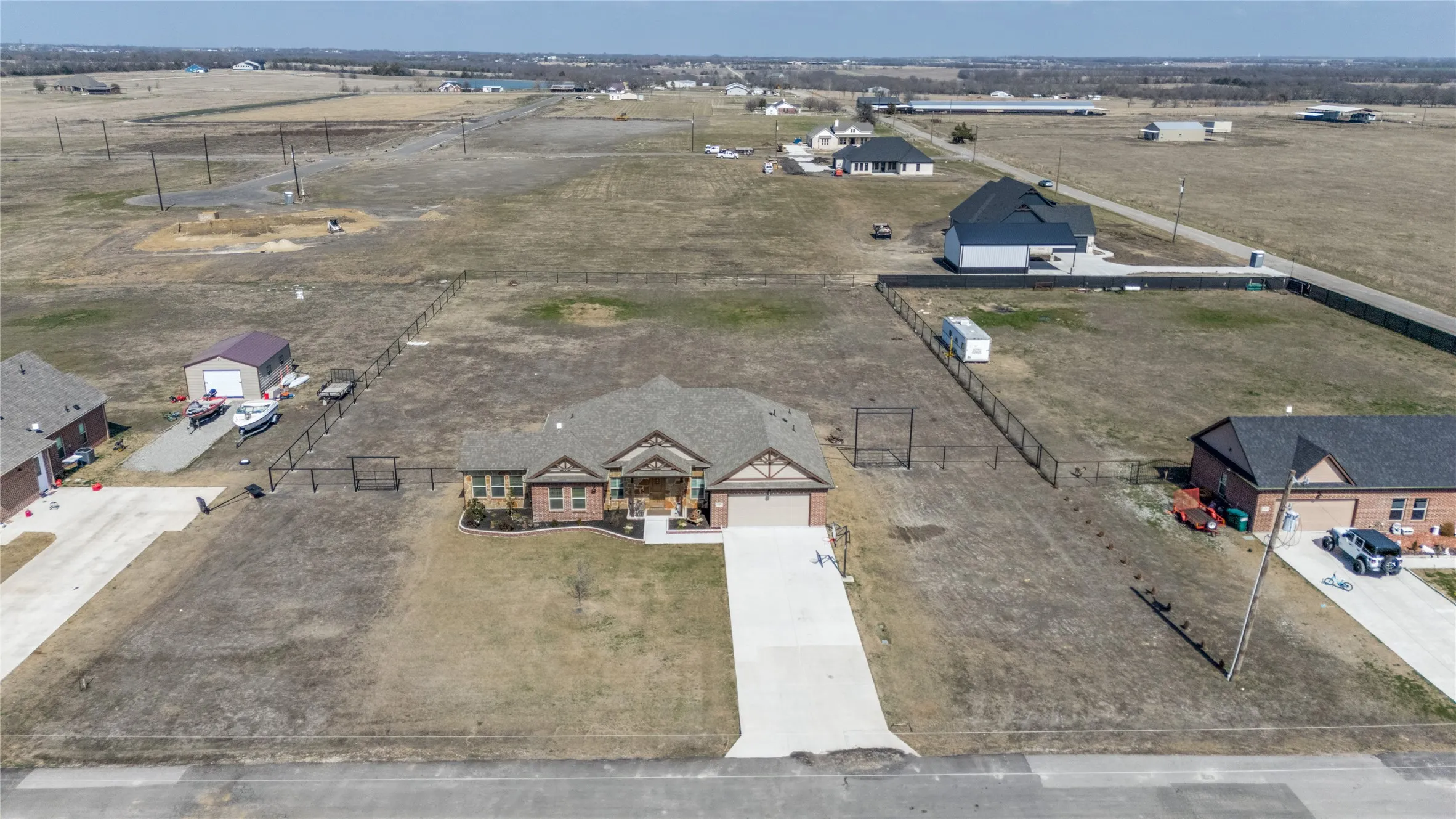 Single Family Residence For Sale in Fannin County , 250 Alondrita Street, Celeste, Texas 75423, 4 Bedroom, 2 Bathroom, 2 Garage spaces, 1,800 Sqft, built in 2022, mls#21194323, Real Estate Agent in Celeste, Homes For Sale in Fannin county, Homes For Sale in Celeste, Realtor in Celeste Texas, Real Estate Brokerage Independent Realty Texas, Luminita Cordes Realtor