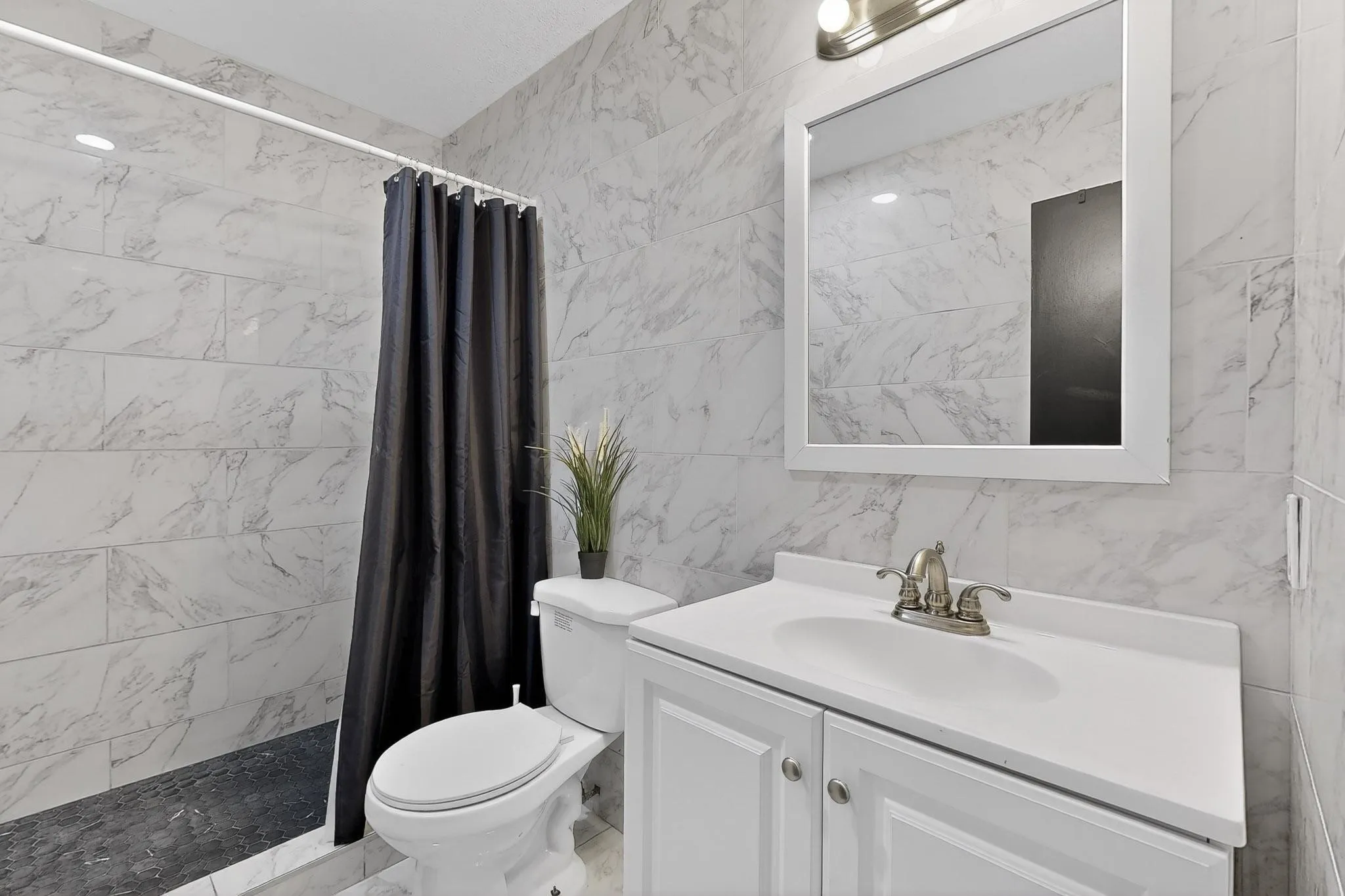 Single Family Residence For Sale in Tarrant County , 2308 Long ridge, Arlington, Texas 76014, 3 Bedroom, 2 Bathroom, Garage spaces, 1,239 Sqft, built in 1973, mls#21189656, Real Estate Agent in Arlington, Homes For Sale in Tarrant county, Homes For Sale in Arlington, Realtor in Arlington Texas, Real Estate Brokerage Independent Realty Texas, Luminita Cordes Realtor