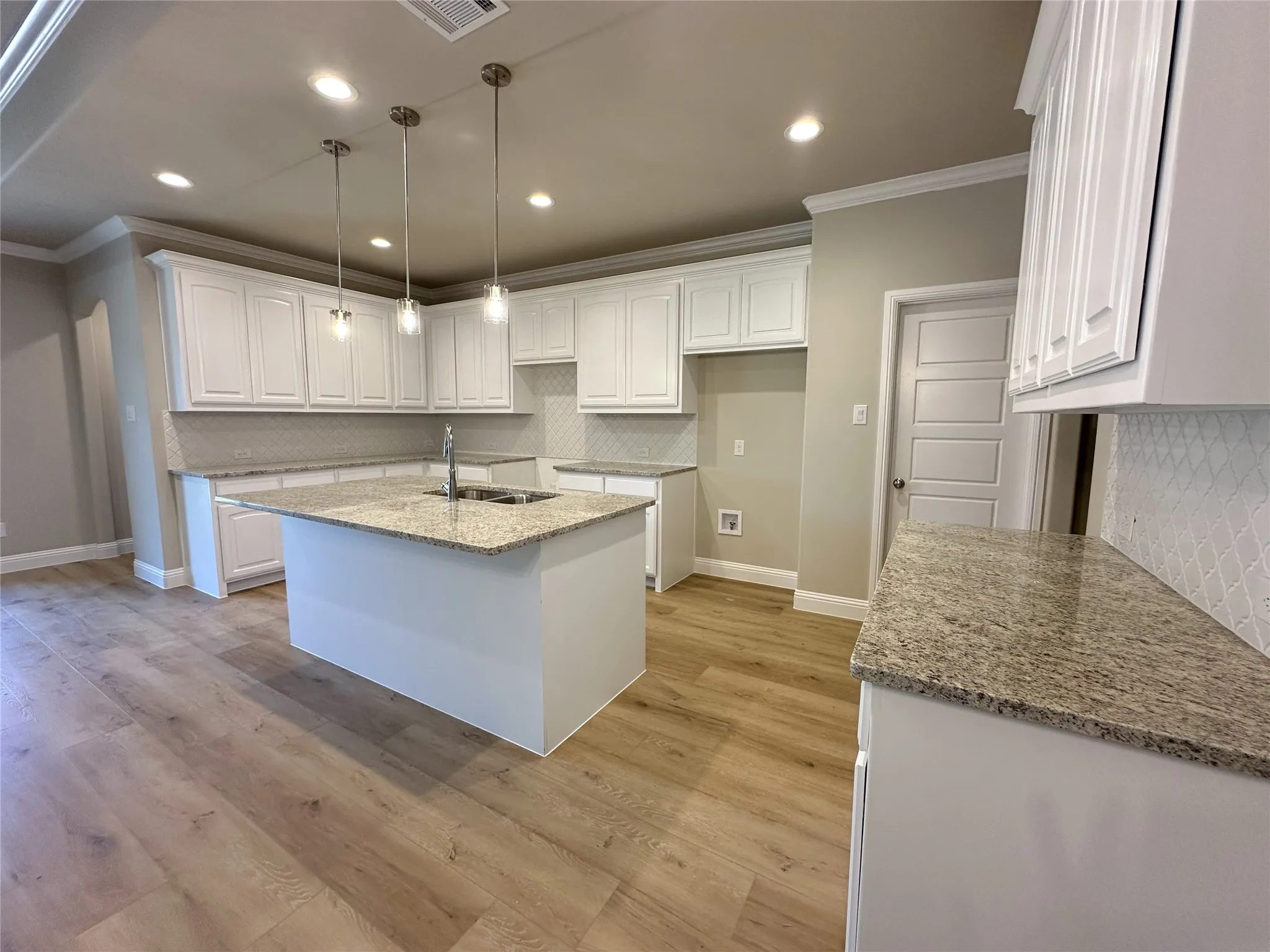 Single Family Residence For Sale in Johnson County , 2005 Belle Lagos Lane, Cleburne, Texas 76033, 4 Bedroom, 3 Bathroom, 3 Garage spaces, 2,040 Sqft, built in 2026, New Construction - Incomplete, mls#21194515, Real Estate Agent in Cleburne, Homes For Sale in Johnson county, Homes For Sale in Cleburne, Realtor in Cleburne Texas, Real Estate Brokerage Independent Realty Texas, Luminita Cordes Realtor