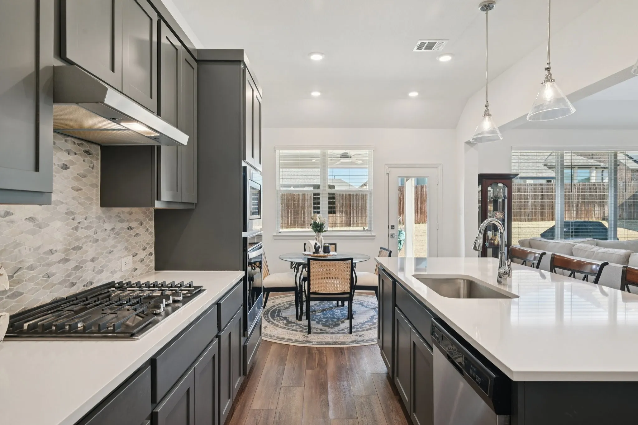 Single Family Residence For Sale in Kaufman County , 1744 Everglades Drive, Forney, Texas 75126, 4 Bedroom, 4 Bathroom, 2 Garage spaces, 3,191 Sqft, built in 2021, mls#21194526, Real Estate Agent in Forney, Homes For Sale in Kaufman county, Homes For Sale in Forney, Realtor in Forney Texas, Real Estate Brokerage Independent Realty Texas, Luminita Cordes Realtor