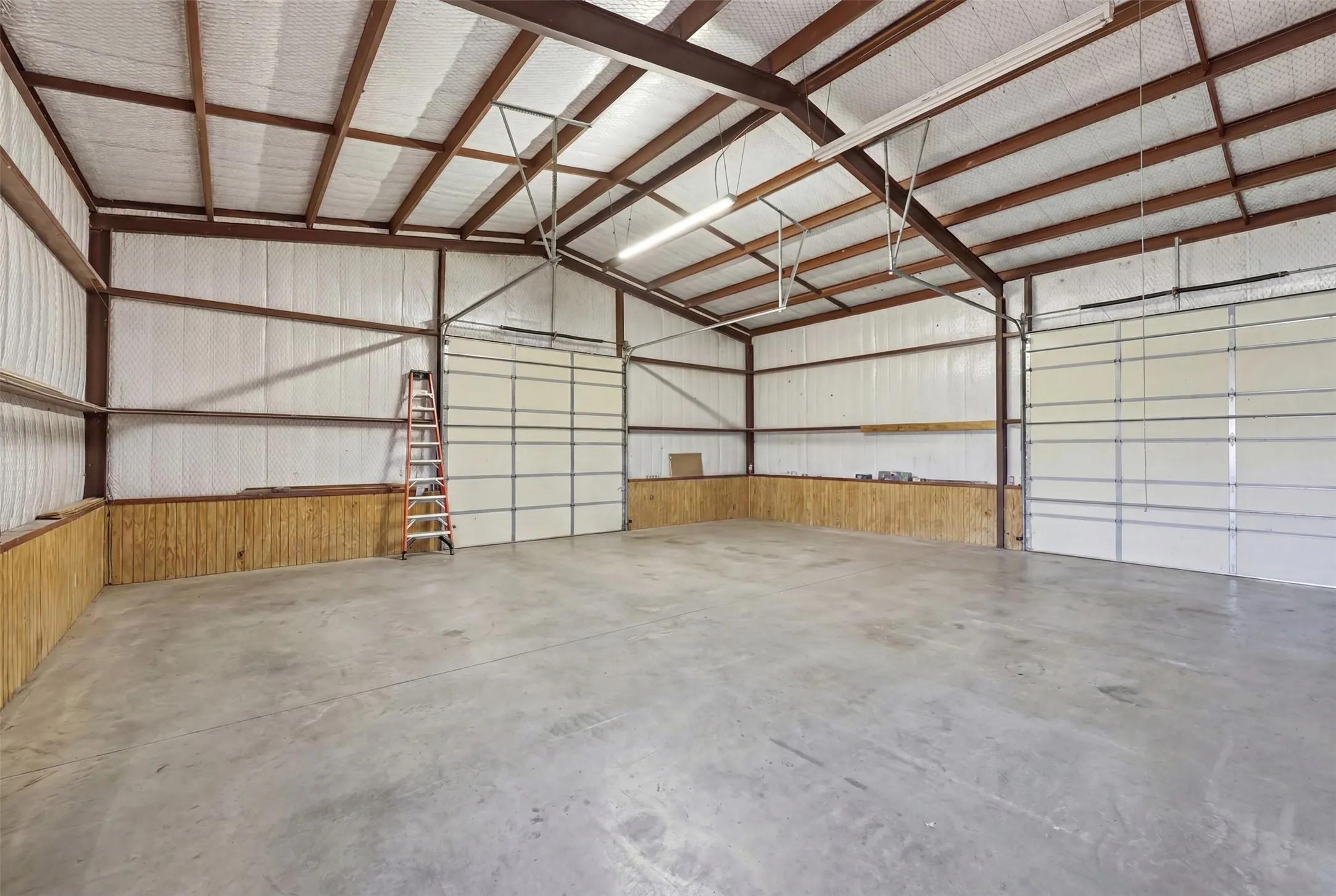 Farm For Sale in Jack County , 8617 Farm to Market 175, Jacksboro, Texas 76458, 2 Bedroom, 2 Bathroom, Garage spaces, 1,671 Sqft, built in 2004, mls#21194580, Real Estate Agent in Jacksboro, Homes For Sale in Jack county, Homes For Sale in Jacksboro, Realtor in Jacksboro Texas, Real Estate Brokerage Independent Realty Texas, Luminita Cordes Realtor