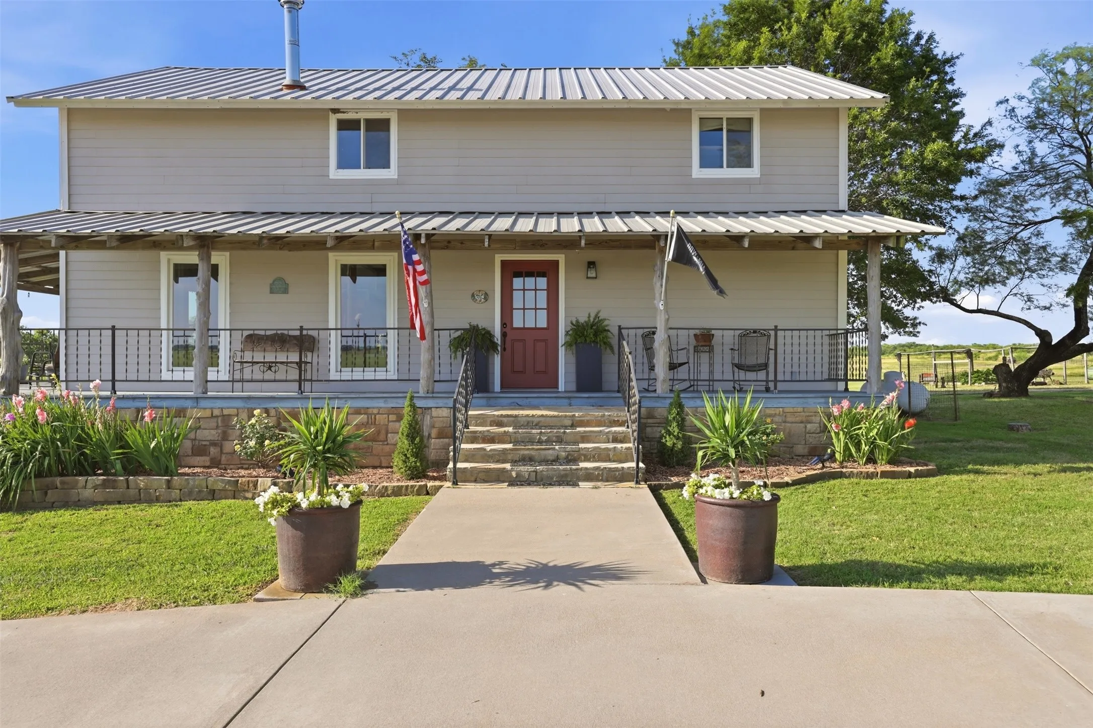 Farm For Sale in Jack County , 8617 Farm to Market 175, Jacksboro, Texas 76458, 2 Bedroom, 2 Bathroom, Garage spaces, 1,671 Sqft, built in 2004, mls#21194580, Real Estate Agent in Jacksboro, Homes For Sale in Jack county, Homes For Sale in Jacksboro, Realtor in Jacksboro Texas, Real Estate Brokerage Independent Realty Texas, Luminita Cordes Realtor
