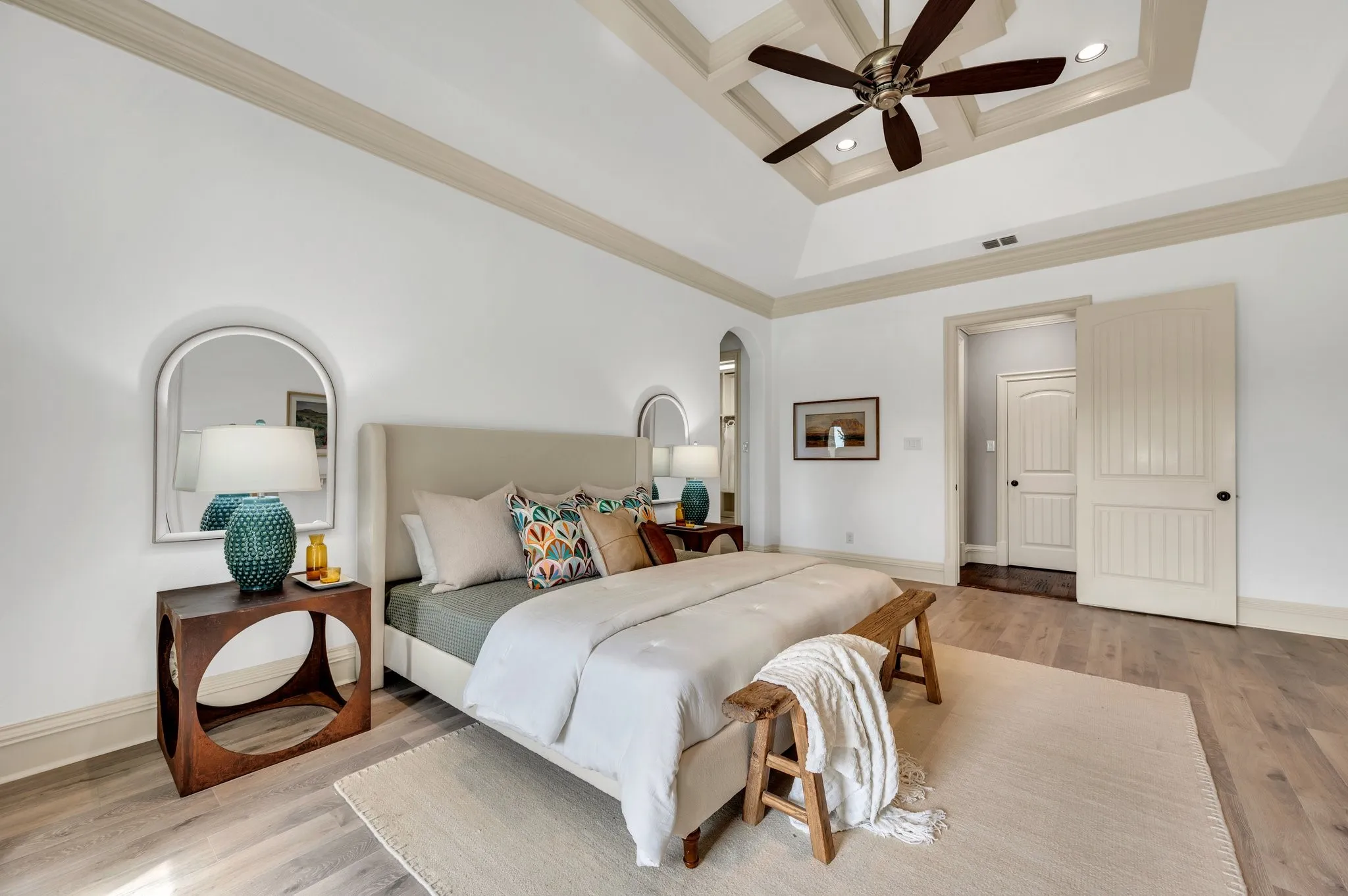Single Family Residence For Sale in Johnson County , 7101 Royal Birkdale Drive, Cleburne, Texas 76033, 5 Bedrooms, 8 Bathrooms, 4 Garage spaces, 6,110 Sqft, built in 2014, Preowned, Price $1,295,000, mls#21193007, Real Estate Agent in Cleburne, Homes For Sale in Johnson county, Homes For Sale in Cleburne, Realtor in Cleburne Texas, Real Estate Brokerage Independent Realty Texas, Luminita Cordes Realtor