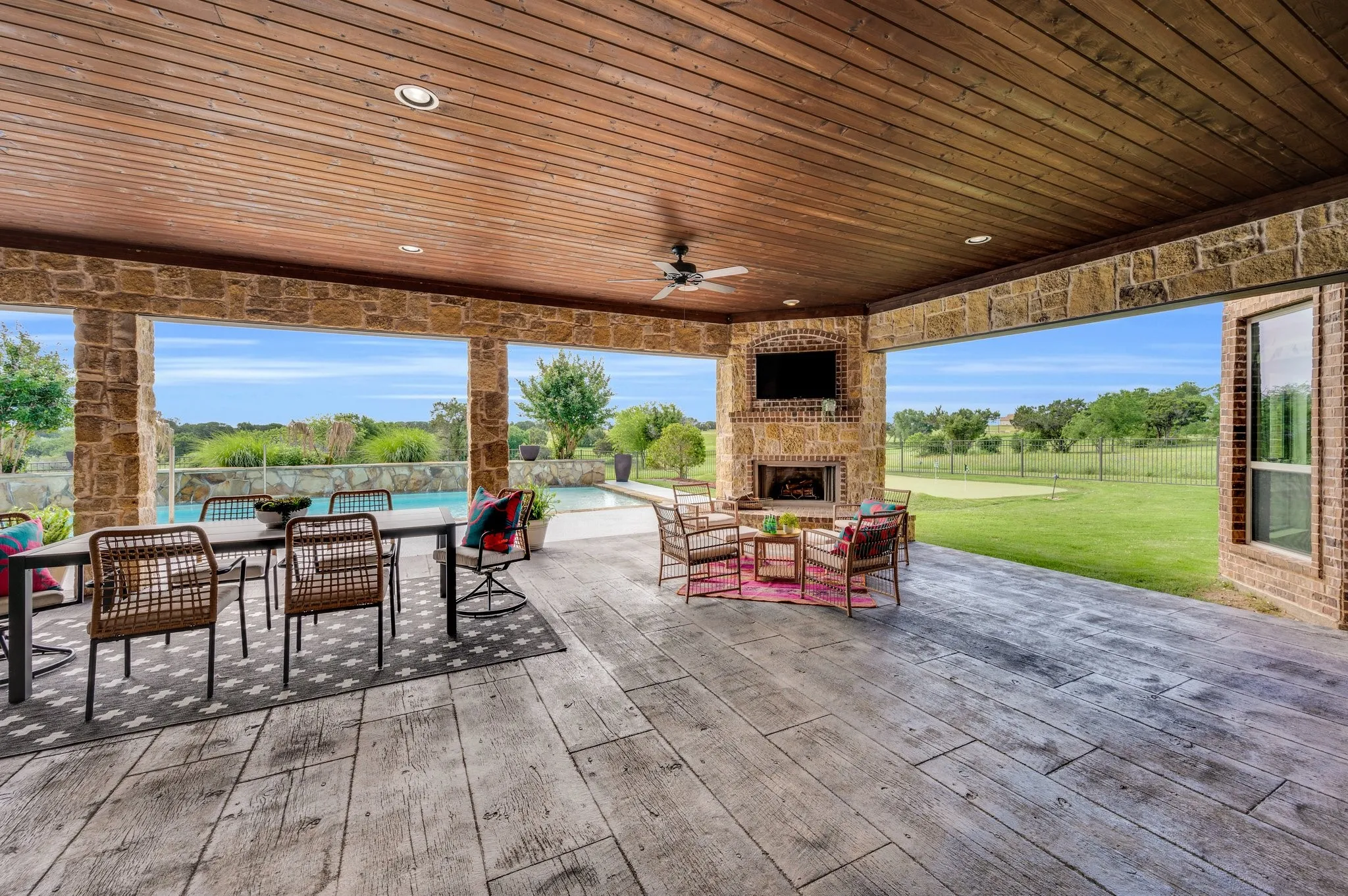 Single Family Residence For Sale in Johnson County , 7101 Royal Birkdale Drive, Cleburne, Texas 76033, 5 Bedrooms, 8 Bathrooms, 4 Garage spaces, 6,110 Sqft, built in 2014, Preowned, Price $1,295,000, mls#21193007, Real Estate Agent in Cleburne, Homes For Sale in Johnson county, Homes For Sale in Cleburne, Realtor in Cleburne Texas, Real Estate Brokerage Independent Realty Texas, Luminita Cordes Realtor