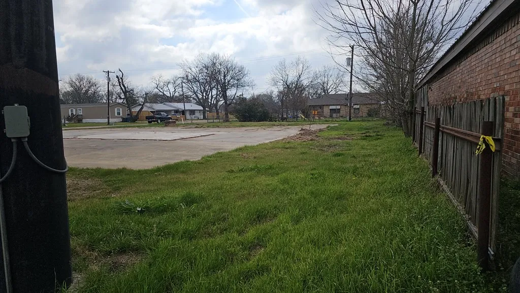 Unimproved Land For Sale in Navarro County , 210 NE 2nd Street, Kerens, Texas 75144, 0, 0, Garage spaces, 0 Sqft, built in 0, Price $93,000, mls#21194644, Real Estate Agent in Kerens, Homes For Sale in Navarro county, Homes For Sale in Kerens, Realtor in Kerens Texas, Real Estate Brokerage Independent Realty Texas, Luminita Cordes Realtor