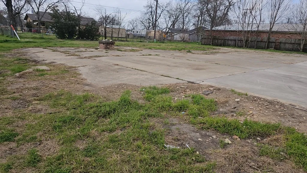 Unimproved Land For Sale in Navarro County , 210 NE 2nd Street, Kerens, Texas 75144, 0, 0, Garage spaces, 0 Sqft, built in 0, Price $93,000, mls#21194644, Real Estate Agent in Kerens, Homes For Sale in Navarro county, Homes For Sale in Kerens, Realtor in Kerens Texas, Real Estate Brokerage Independent Realty Texas, Luminita Cordes Realtor
