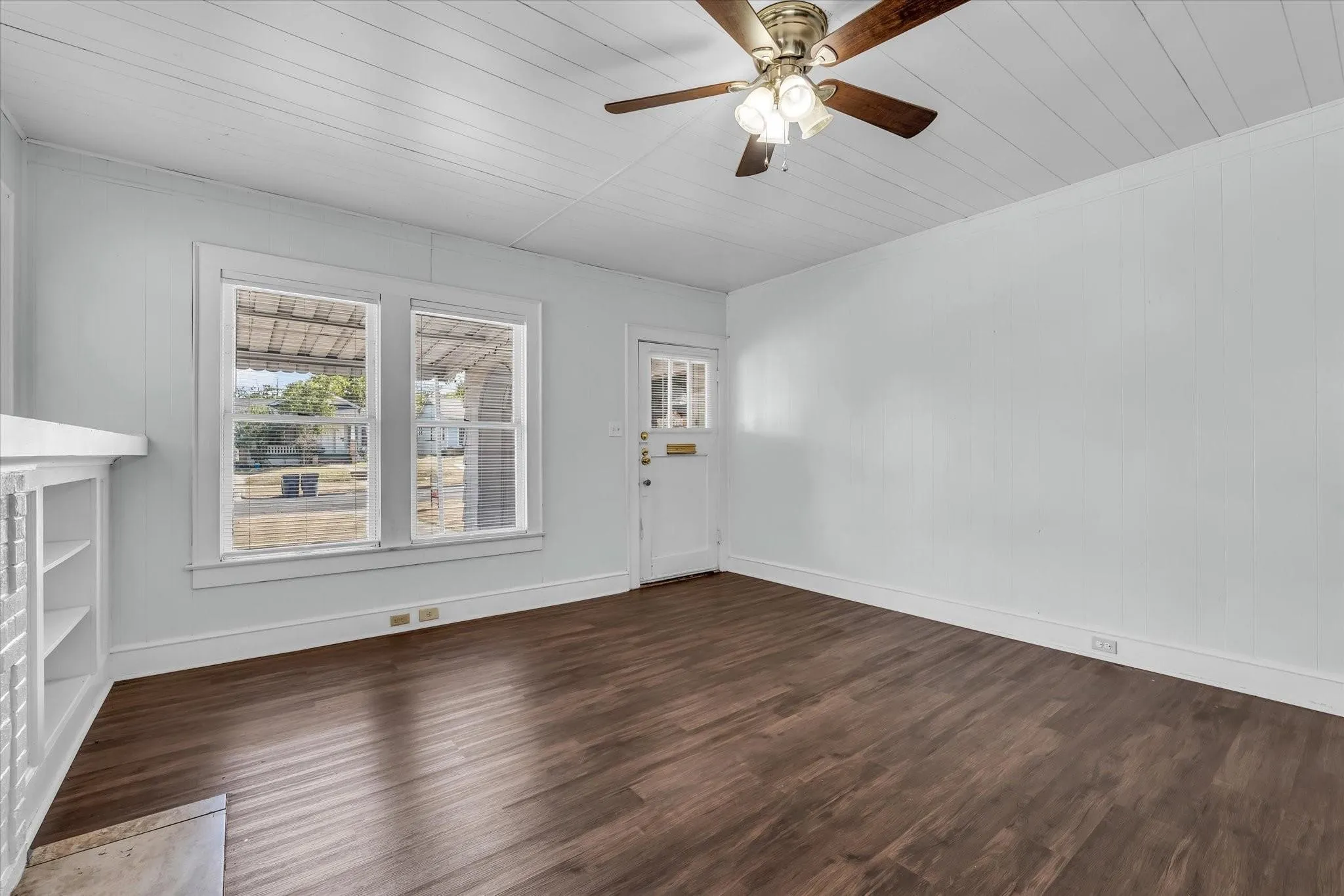 For Sale in Mc Lennan County , 3000 Ethel. Avenue, Waco, Texas 76707, 11 Bedroom, 6 Bathroom, Garage spaces, 0 Sqft, built in 1938, Preowned, Price $545,000, mls#21191915, Real Estate Agent in Waco, Homes For Sale in Mc Lennan county, Homes For Sale in Waco, Realtor in Waco Texas, Real Estate Brokerage Independent Realty Texas, Luminita Cordes Realtor