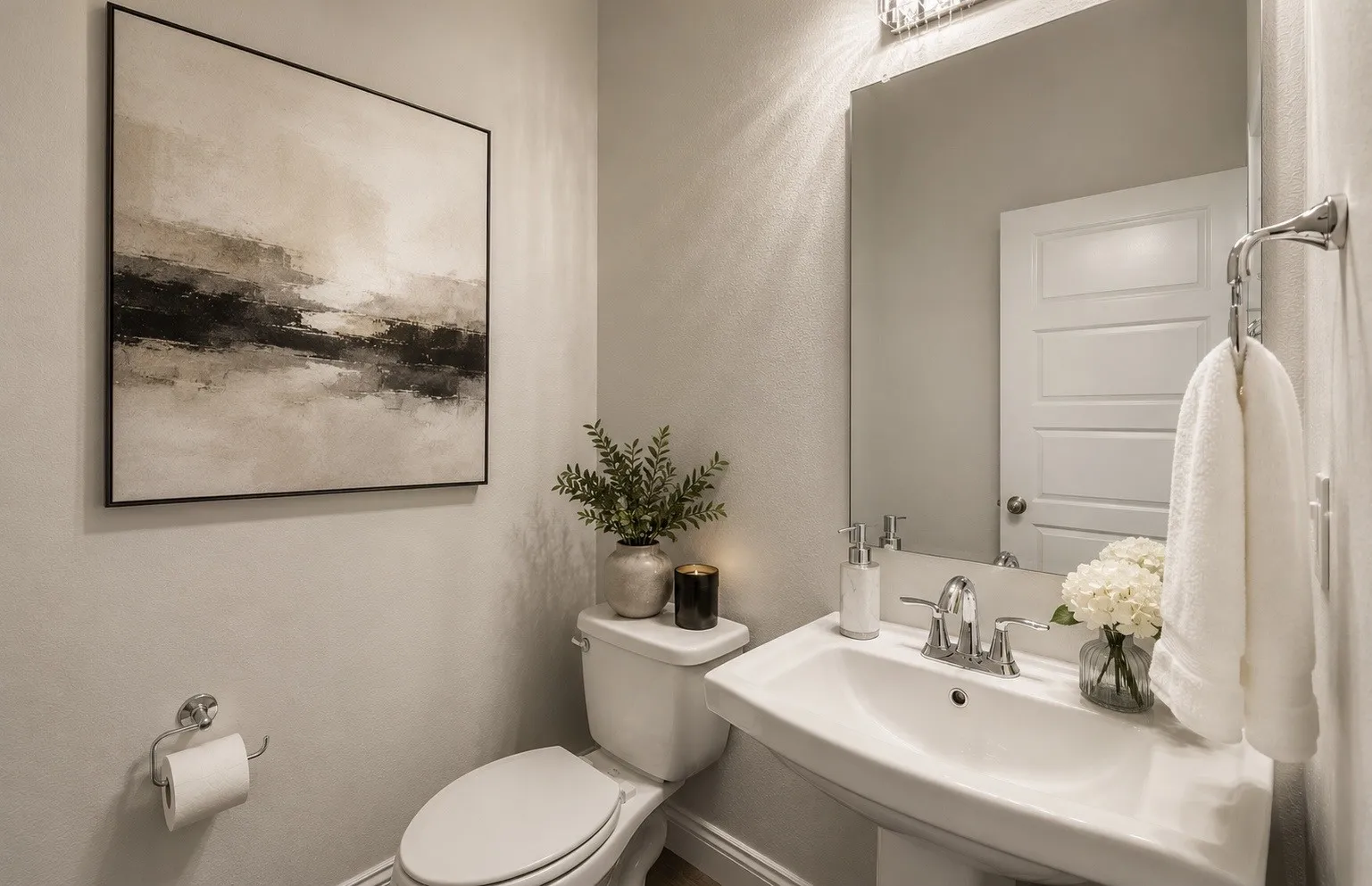 Single Family Residence For Sale in Dallas County , 648 Aspen Valley Lane, Dallas, Texas 75208, 3 Bedroom, 4 Bathroom, 2 Garage spaces, 2,640 Sqft, built in 2018, Preowned, mls#21193727, Real Estate Agent in Dallas, Homes For Sale in Dallas county, Homes For Sale in Dallas, Realtor in Dallas Texas, Real Estate Brokerage Independent Realty Texas, Luminita Cordes Realtor