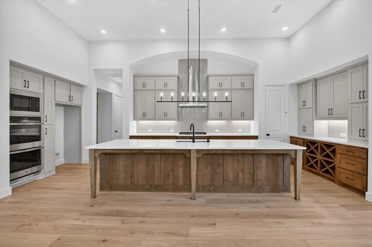 Single Family Residence For Sale in Denton County , 729 Bridle Path Parkway, Aubrey, Texas 76227, 4 Bedroom, 4 Bathroom, 3 Garage spaces, 3,002 Sqft, built in 2026, New Construction - Incomplete, mls#21193799, Real Estate Agent in Aubrey, Homes For Sale in Denton county, Homes For Sale in Aubrey, Realtor in Aubrey Texas, Real Estate Brokerage Independent Realty Texas, Luminita Cordes Realtor