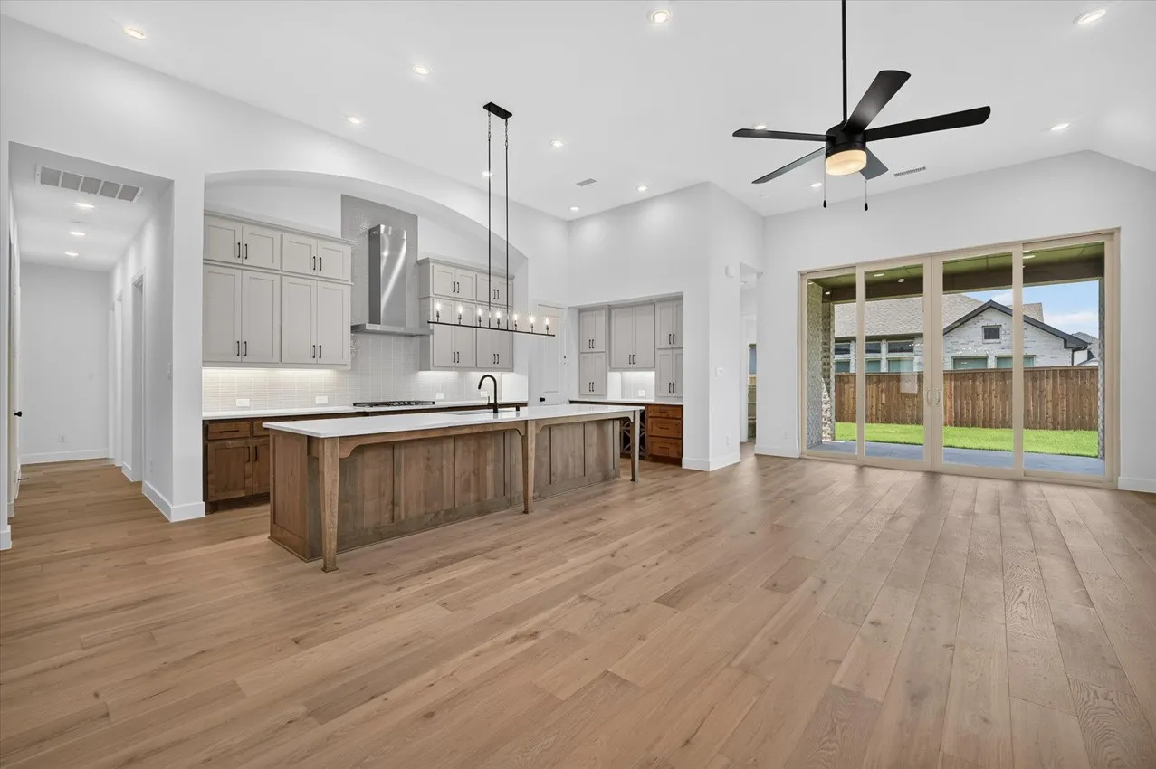 Single Family Residence For Sale in Denton County , 729 Bridle Path Parkway, Aubrey, Texas 76227, 4 Bedroom, 4 Bathroom, 3 Garage spaces, 3,002 Sqft, built in 2026, New Construction - Incomplete, mls#21193799, Real Estate Agent in Aubrey, Homes For Sale in Denton county, Homes For Sale in Aubrey, Realtor in Aubrey Texas, Real Estate Brokerage Independent Realty Texas, Luminita Cordes Realtor