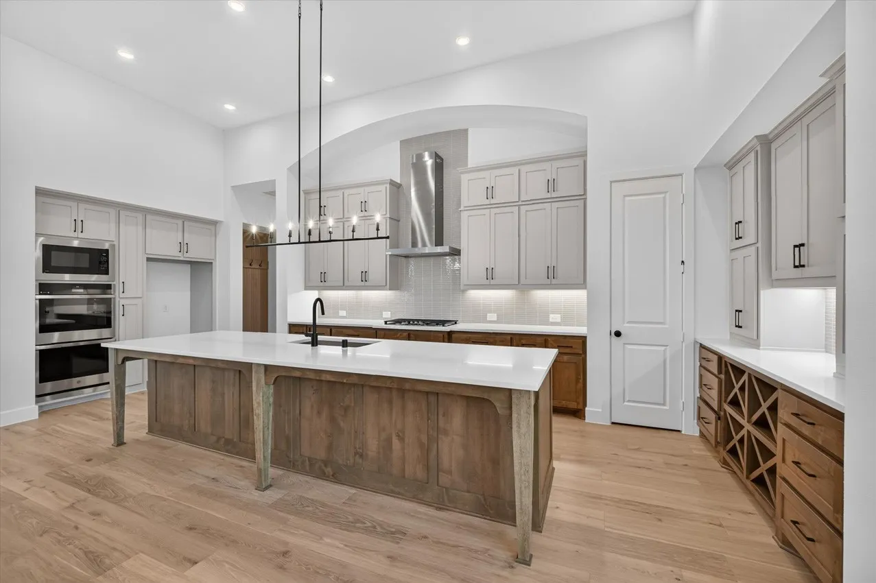 Single Family Residence For Sale in Denton County , 729 Bridle Path Parkway, Aubrey, Texas 76227, 4 Bedroom, 4 Bathroom, 3 Garage spaces, 3,002 Sqft, built in 2026, New Construction - Incomplete, mls#21193799, Real Estate Agent in Aubrey, Homes For Sale in Denton county, Homes For Sale in Aubrey, Realtor in Aubrey Texas, Real Estate Brokerage Independent Realty Texas, Luminita Cordes Realtor