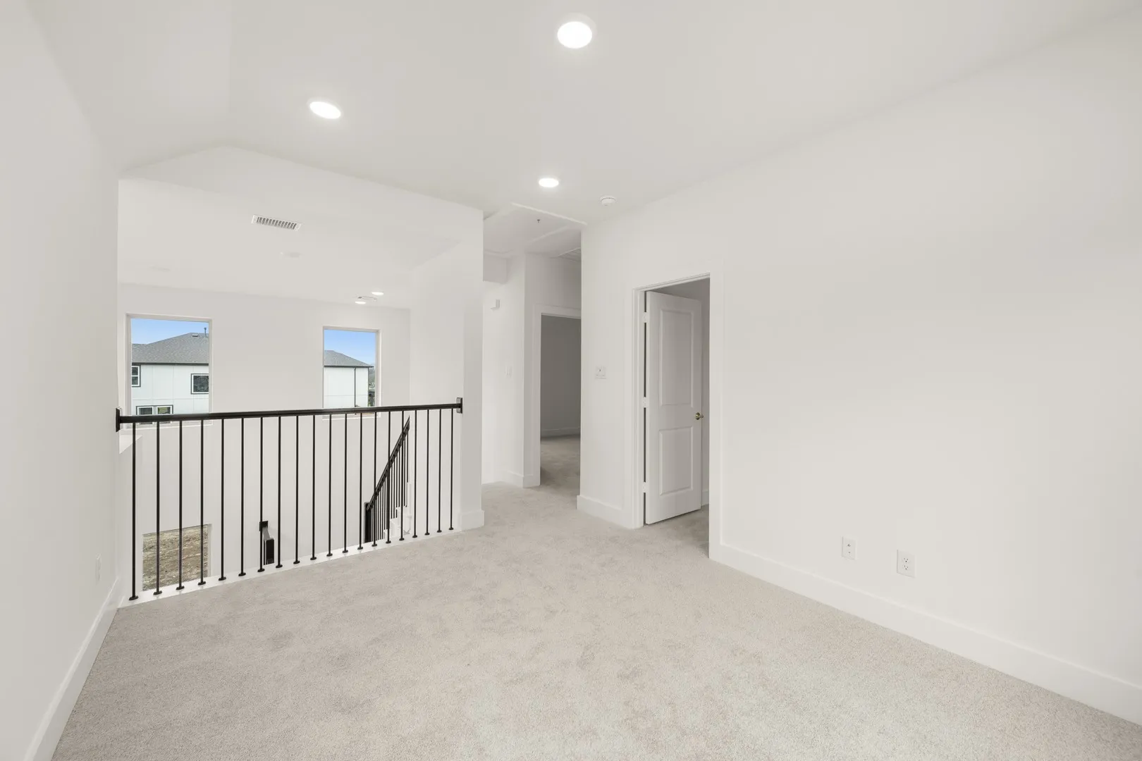 7424 Autumn Hill- Loft-2