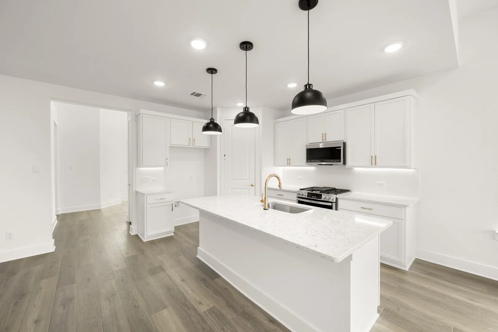 7424 Autumn Hill- Kitchen-2