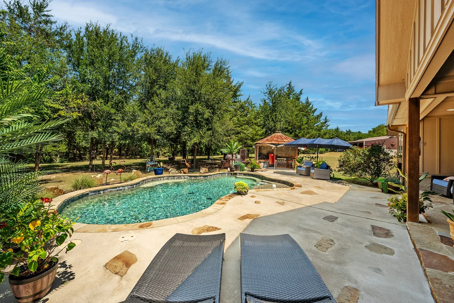 Single Family Residence For Sale in Grayson County , 1011 Red Road, Howe, Texas 75459, 4 Bedroom, 3 Bathroom, 2 Garage spaces, 2,884 Sqft, built in 2015, Price $1,479,000, mls#21187799, Real Estate Agent in Howe, Homes For Sale in Grayson county, Homes For Sale in Howe, Realtor in Howe Texas, Real Estate Brokerage Independent Realty Texas, Luminita Cordes Realtor