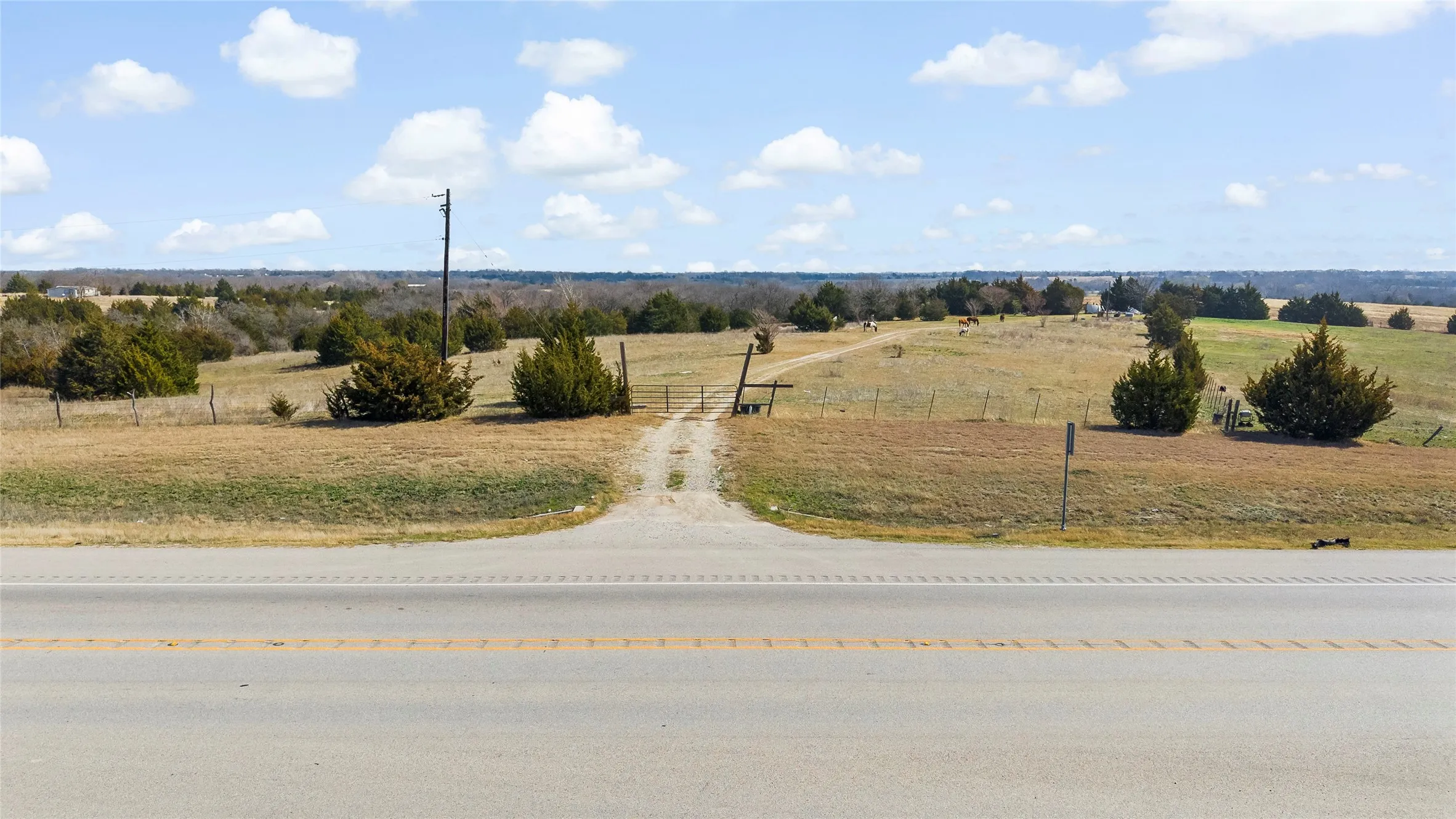 Unimproved Land For Sale in Collin County , 11016 State Highway 78 N, Blue Ridge, Texas 75424, 0, 0, Garage spaces, 0 Sqft, built in 0, mls#21190550, Real Estate Agent in Blue Ridge, Homes For Sale in Collin county, Homes For Sale in Blue Ridge, Realtor in Blue Ridge Texas, Real Estate Brokerage Independent Realty Texas, Luminita Cordes Realtor