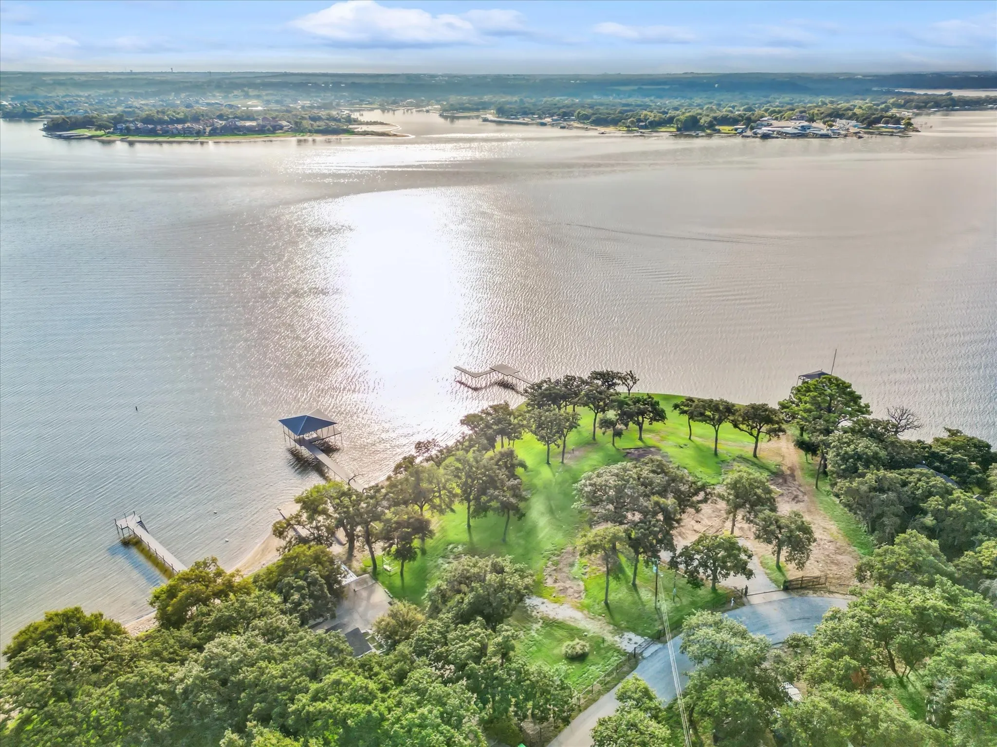 Improved Land For Sale in Tarrant County , 12420 Lake Forest Drive, Azle, Texas 76020, 0, 0, Garage spaces, 0 Sqft, built in 0, Price $1,350,000, mls#21194737, Real Estate Agent in Azle, Homes For Sale in Tarrant county, Homes For Sale in Azle, Realtor in Azle Texas, Real Estate Brokerage Independent Realty Texas, Luminita Cordes Realtor