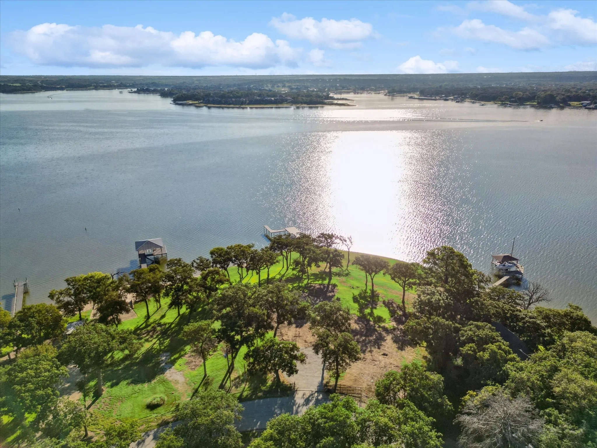 Improved Land For Sale in Tarrant County , 12424 Lake Forest Drive, Azle, Texas 76020, 0, 0, Garage spaces, 0 Sqft, built in 0, Price $999,999, mls#21194743, Real Estate Agent in Azle, Homes For Sale in Tarrant county, Homes For Sale in Azle, Realtor in Azle Texas, Real Estate Brokerage Independent Realty Texas, Luminita Cordes Realtor