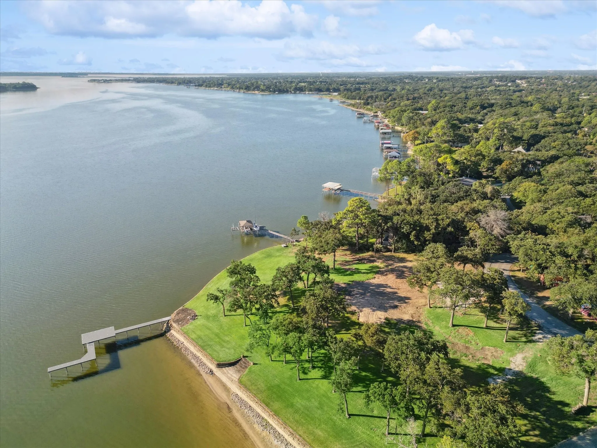 Improved Land For Sale in Tarrant County , 12424 Lake Forest Drive, Azle, Texas 76020, 0, 0, Garage spaces, 0 Sqft, built in 0, Price $999,999, mls#21194743, Real Estate Agent in Azle, Homes For Sale in Tarrant county, Homes For Sale in Azle, Realtor in Azle Texas, Real Estate Brokerage Independent Realty Texas, Luminita Cordes Realtor