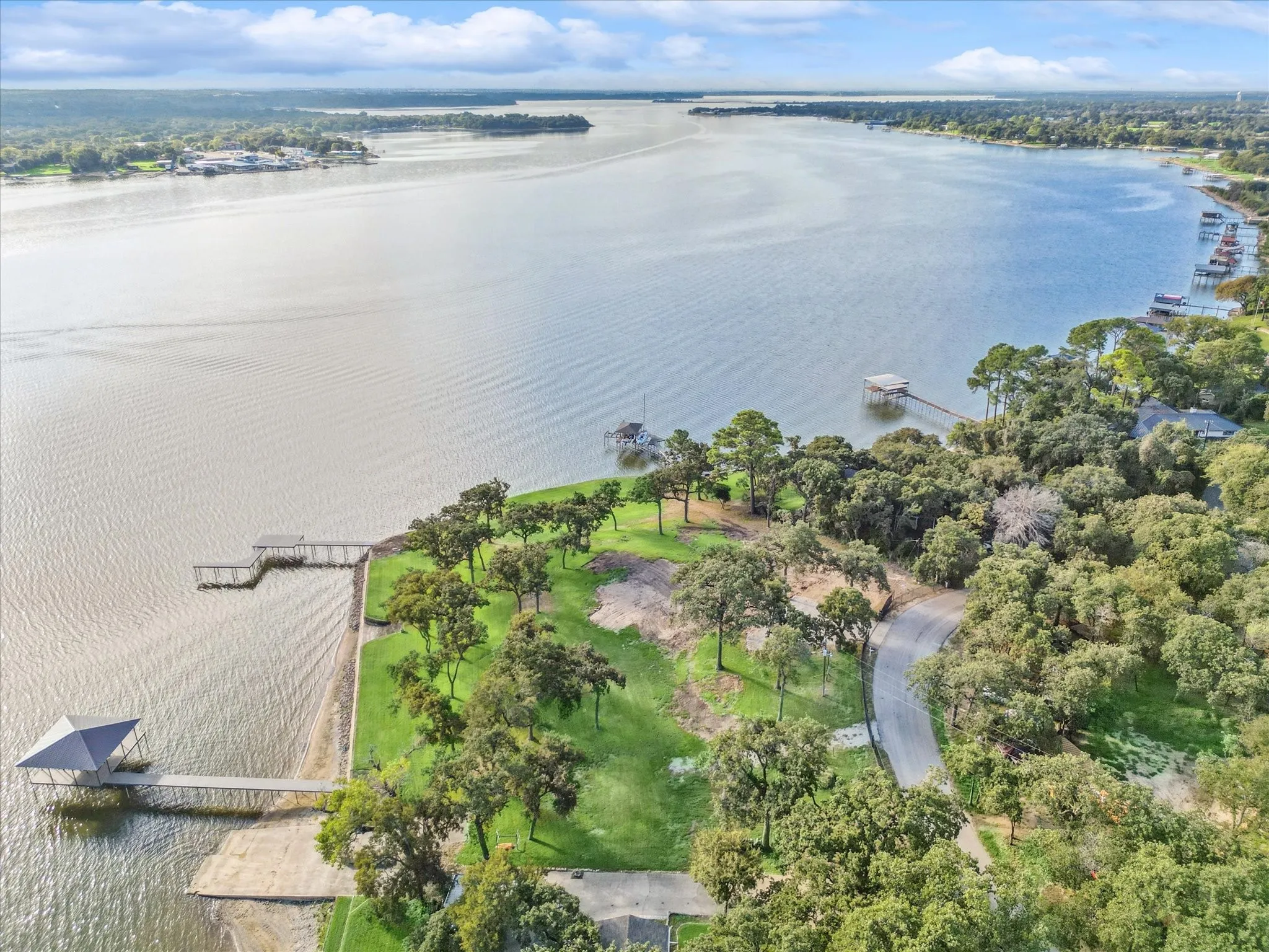 Improved Land For Sale in Tarrant County , 12424 Lake Forest Drive, Azle, Texas 76020, 0, 0, Garage spaces, 0 Sqft, built in 0, Price $999,999, mls#21194743, Real Estate Agent in Azle, Homes For Sale in Tarrant county, Homes For Sale in Azle, Realtor in Azle Texas, Real Estate Brokerage Independent Realty Texas, Luminita Cordes Realtor