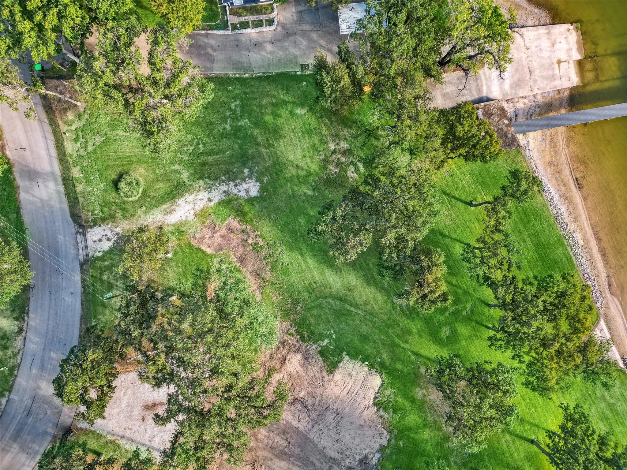 Improved Land For Sale in Tarrant County , 12424 Lake Forest Drive, Azle, Texas 76020, 0, 0, Garage spaces, 0 Sqft, built in 0, Price $999,999, mls#21194743, Real Estate Agent in Azle, Homes For Sale in Tarrant county, Homes For Sale in Azle, Realtor in Azle Texas, Real Estate Brokerage Independent Realty Texas, Luminita Cordes Realtor