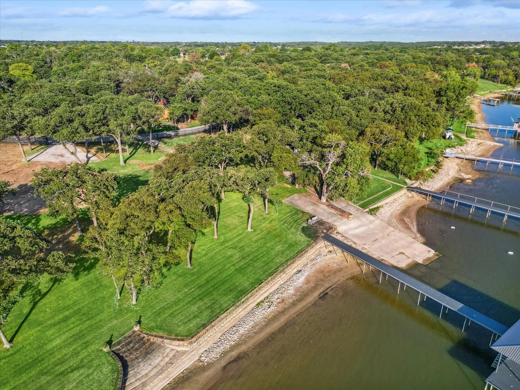 Improved Land For Sale in Tarrant County , 12424 Lake Forest Drive, Azle, Texas 76020, 0, 0, Garage spaces, 0 Sqft, built in 0, Price $999,999, mls#21194743, Real Estate Agent in Azle, Homes For Sale in Tarrant county, Homes For Sale in Azle, Realtor in Azle Texas, Real Estate Brokerage Independent Realty Texas, Luminita Cordes Realtor