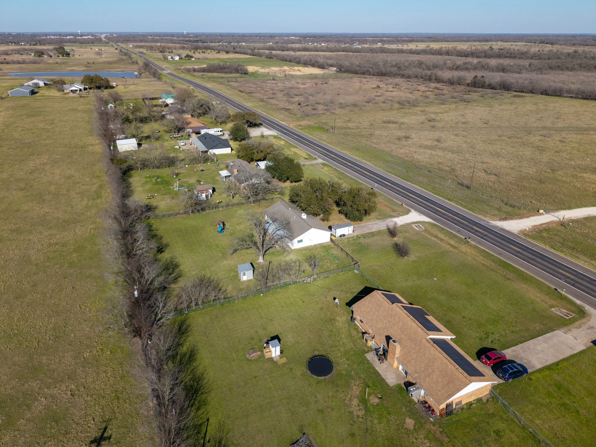 Single Family Residence For Sale in Limestone County , 1916 S Hwy 14, Groesbeck, Texas 76642, 3 Bedroom, 2 Bathroom, 2 Garage spaces, 1,980 Sqft, built in 1984, mls#21193192, Real Estate Agent in Groesbeck, Homes For Sale in Limestone county, Homes For Sale in Groesbeck, Realtor in Groesbeck Texas, Real Estate Brokerage Independent Realty Texas, Luminita Cordes Realtor