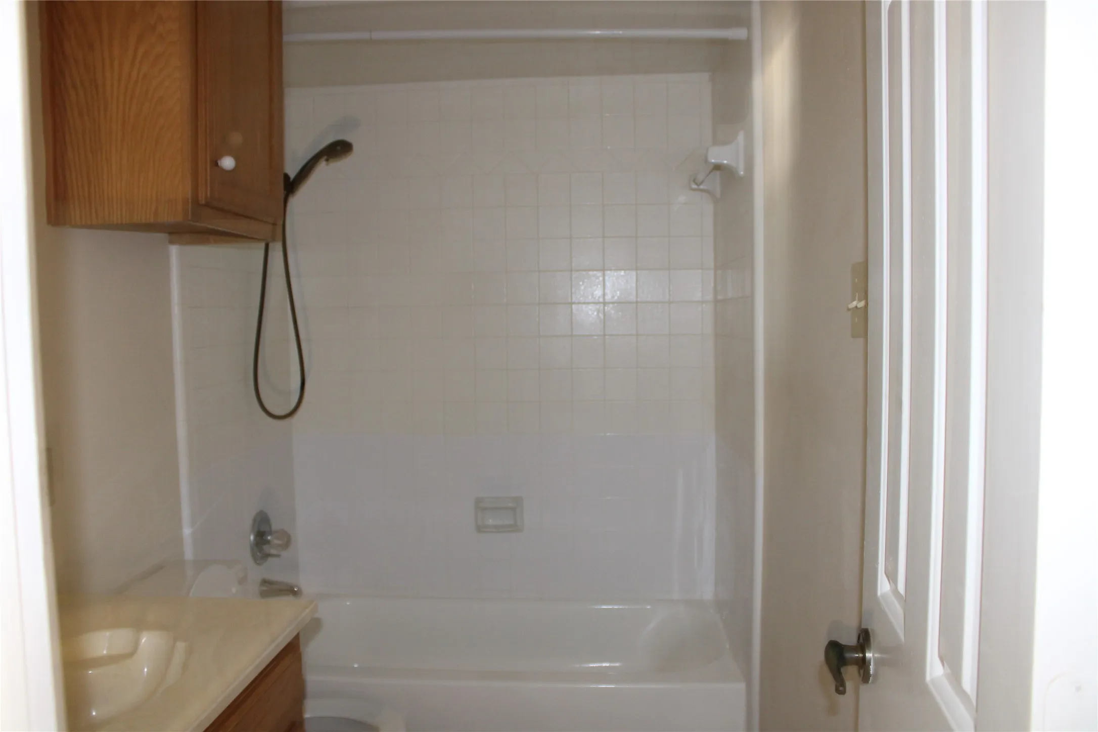 Duplex For Sale in Johnson County , 615 Renfro Street, Burleson, Texas 76028, 5 Bedroom, 4 Bathroom, 1 Garage spaces, 0 Sqft, built in 1981, Preowned, mls#21195000, Real Estate Agent in Burleson, Homes For Sale in Johnson county, Homes For Sale in Burleson, Realtor in Burleson Texas, Real Estate Brokerage Independent Realty Texas, Luminita Cordes Realtor
