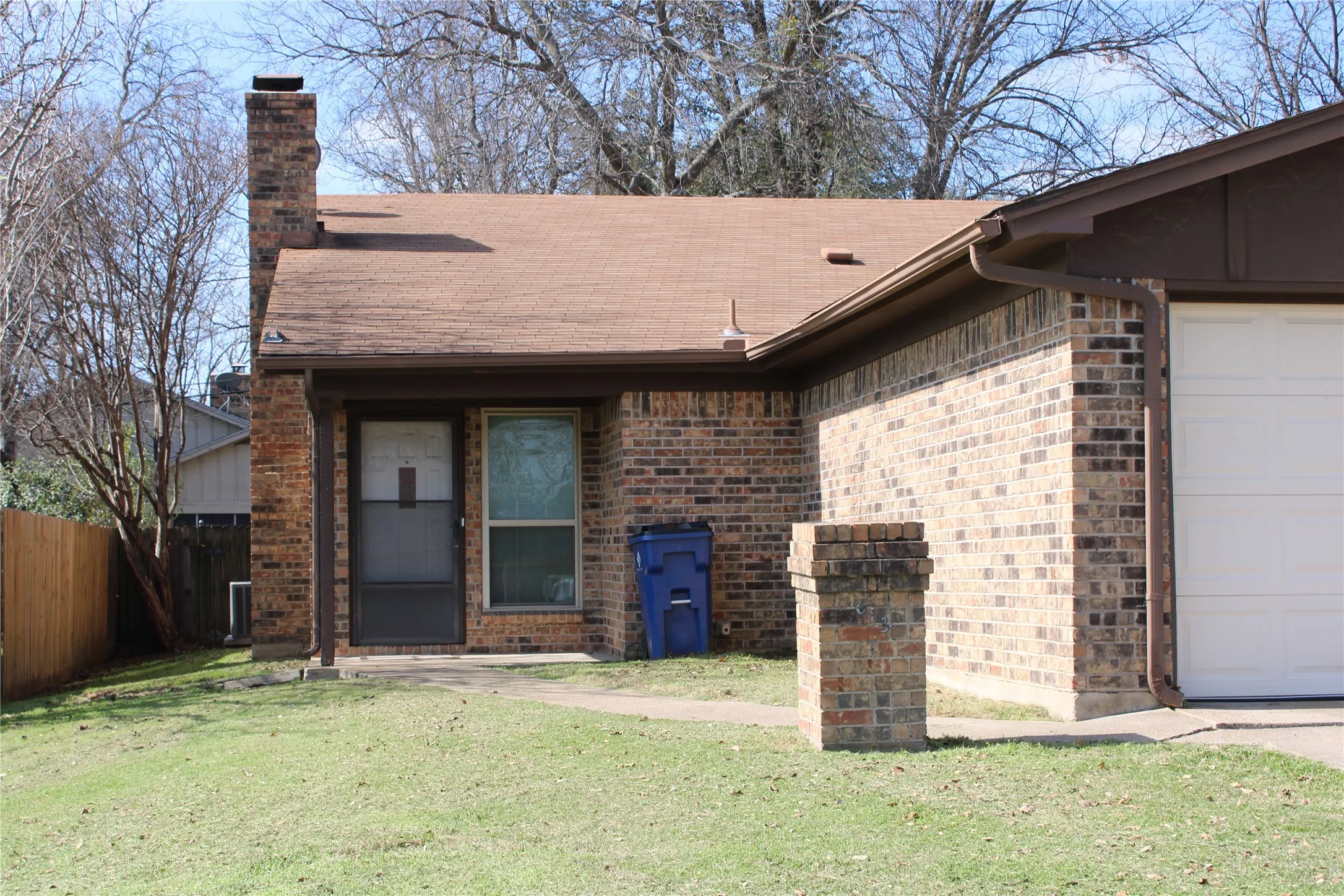 Duplex For Sale in Johnson County , 615 Renfro Street, Burleson, Texas 76028, 5 Bedroom, 4 Bathroom, 1 Garage spaces, 0 Sqft, built in 1981, Preowned, mls#21195000, Real Estate Agent in Burleson, Homes For Sale in Johnson county, Homes For Sale in Burleson, Realtor in Burleson Texas, Real Estate Brokerage Independent Realty Texas, Luminita Cordes Realtor
