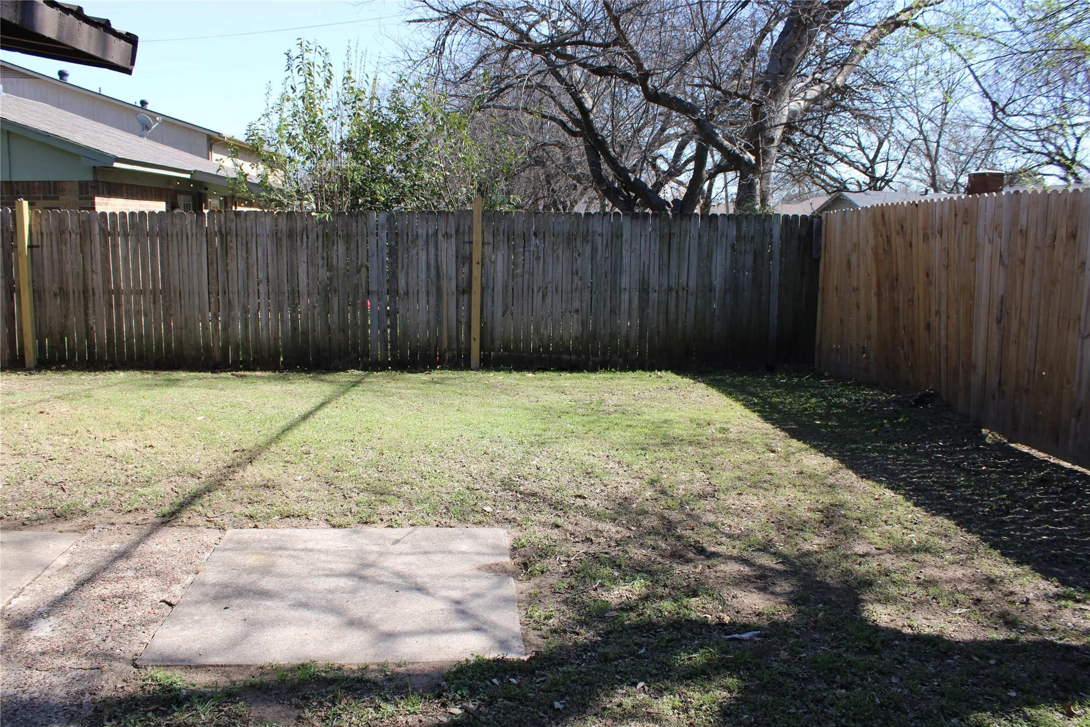 Duplex For Sale in Johnson County , 615 Renfro Street, Burleson, Texas 76028, 5 Bedroom, 4 Bathroom, 1 Garage spaces, 0 Sqft, built in 1981, Preowned, mls#21195000, Real Estate Agent in Burleson, Homes For Sale in Johnson county, Homes For Sale in Burleson, Realtor in Burleson Texas, Real Estate Brokerage Independent Realty Texas, Luminita Cordes Realtor
