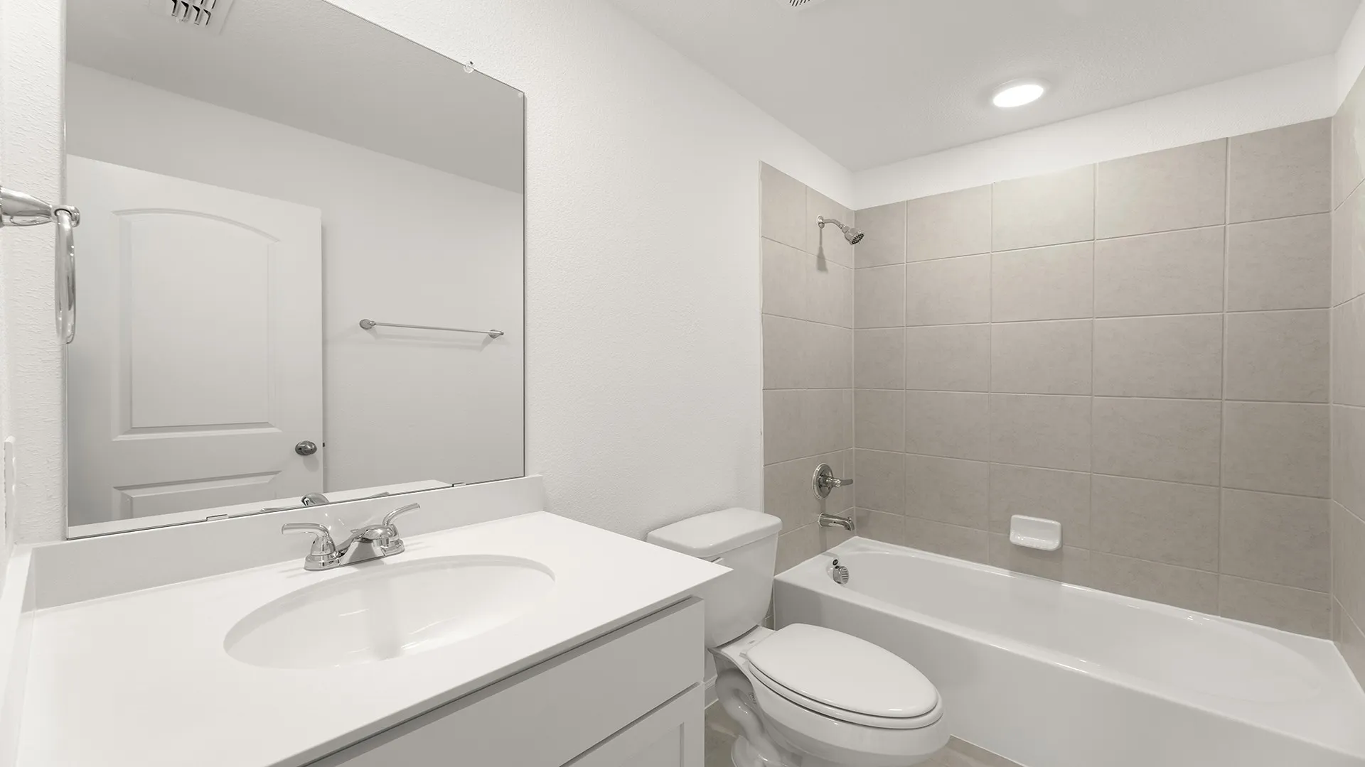 22. 9328 Derry - 3RD Bath