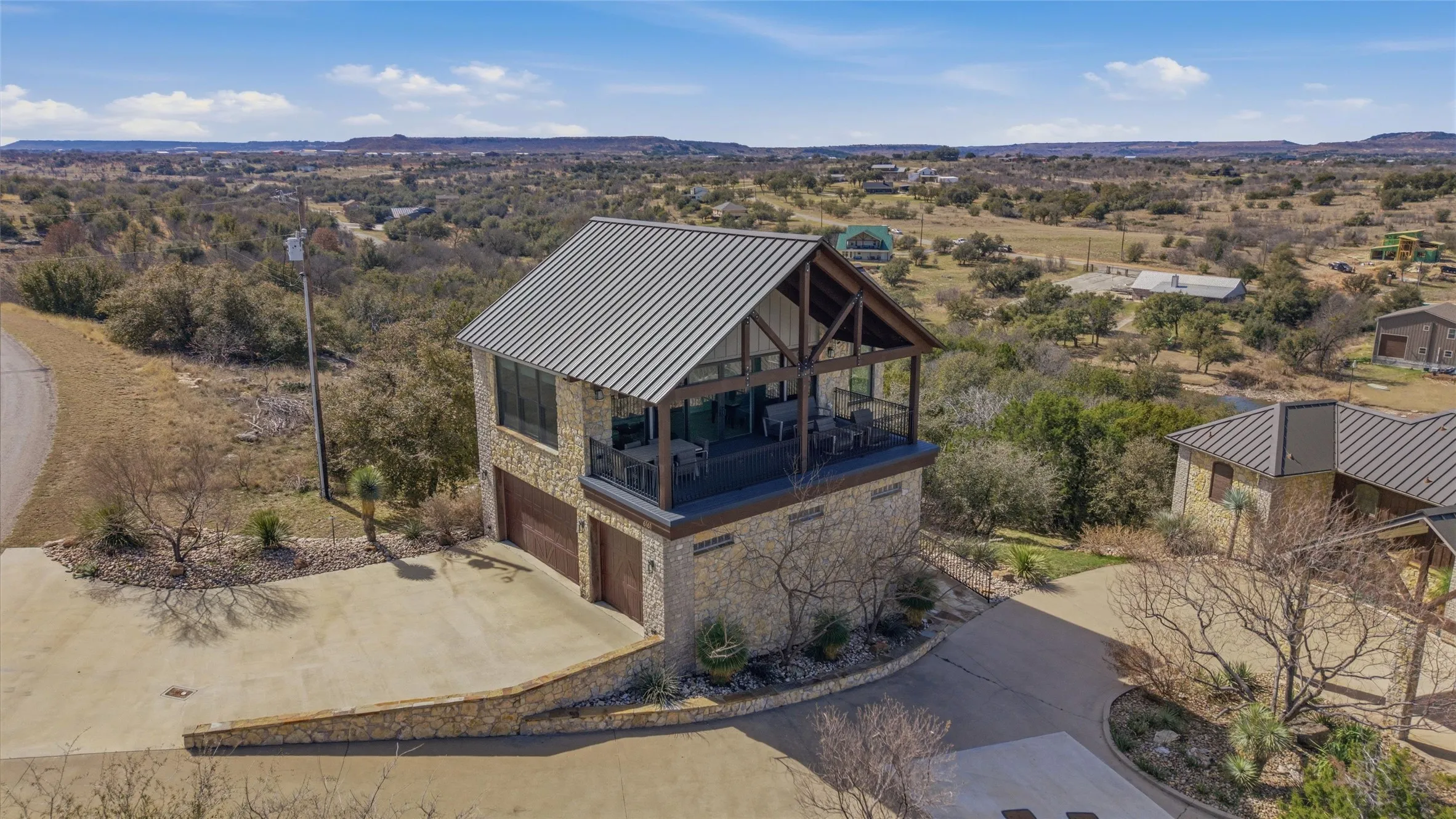 Single Family Residence For Sale in Palo Pinto County , 6161 W Hells Gate Drive, Possum Kingdom Lake, Texas 76475, 4 Bedroom, 4 Bathroom, 3 Garage spaces, 3,575 Sqft, built in 2005, Preowned, mls#21193173, Real Estate Agent in Possum Kingdom Lake, Homes For Sale in Palo Pinto county, Homes For Sale in Possum Kingdom Lake, Realtor in Possum Kingdom Lake Texas, Real Estate Brokerage Independent Realty Texas, Luminita Cordes Realtor
