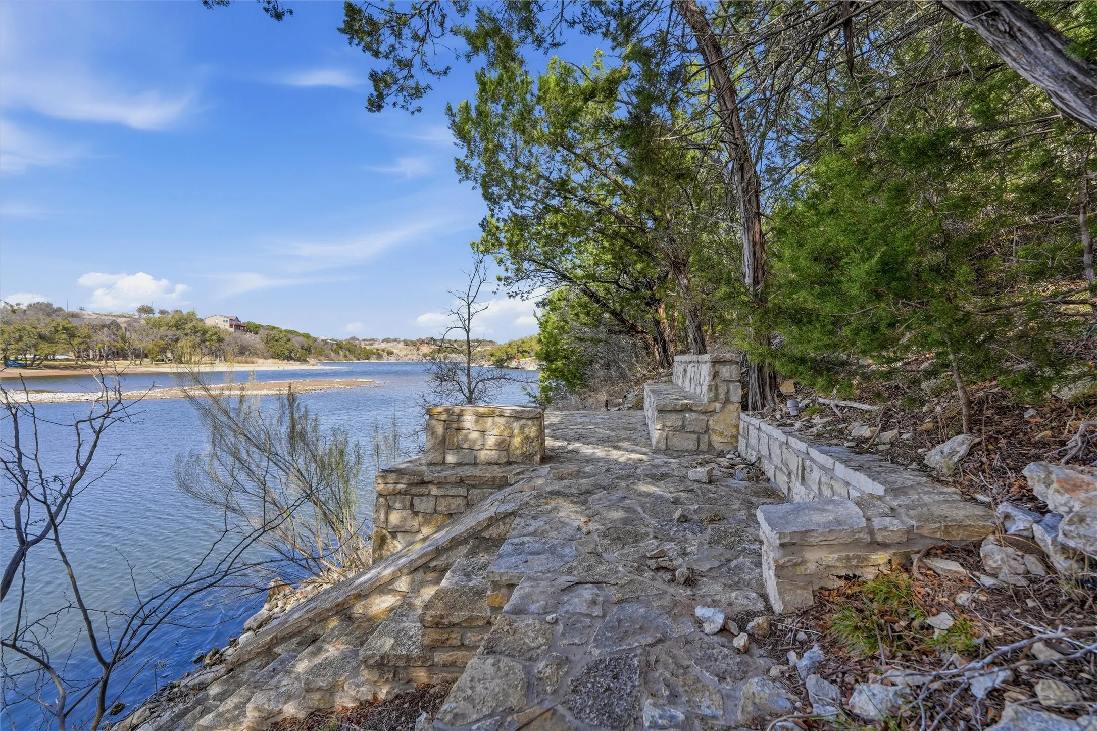 Single Family Residence For Sale in Palo Pinto County , 6161 W Hells Gate Drive, Possum Kingdom Lake, Texas 76475, 4 Bedroom, 4 Bathroom, 3 Garage spaces, 3,575 Sqft, built in 2005, Preowned, mls#21193173, Real Estate Agent in Possum Kingdom Lake, Homes For Sale in Palo Pinto county, Homes For Sale in Possum Kingdom Lake, Realtor in Possum Kingdom Lake Texas, Real Estate Brokerage Independent Realty Texas, Luminita Cordes Realtor