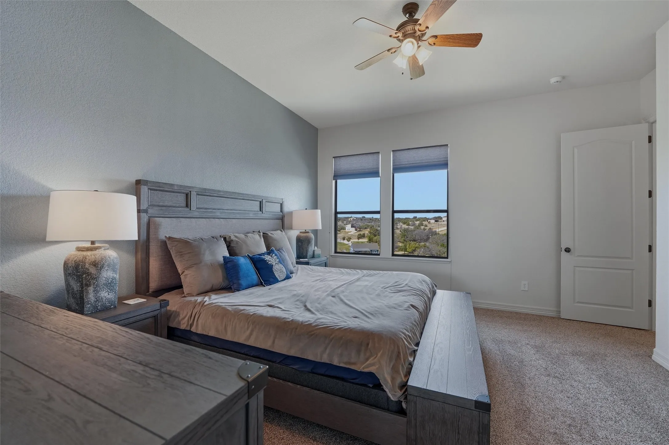 Single Family Residence For Sale in Palo Pinto County , 6161 W Hells Gate Drive, Possum Kingdom Lake, Texas 76475, 4 Bedroom, 4 Bathroom, 3 Garage spaces, 3,575 Sqft, built in 2005, Preowned, mls#21193173, Real Estate Agent in Possum Kingdom Lake, Homes For Sale in Palo Pinto county, Homes For Sale in Possum Kingdom Lake, Realtor in Possum Kingdom Lake Texas, Real Estate Brokerage Independent Realty Texas, Luminita Cordes Realtor