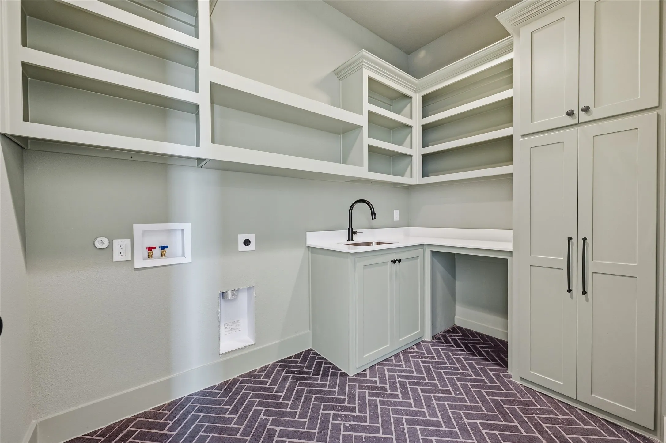 Single Family Residence For Sale in Ellis County , 1920 Kaycee Circle, Midlothian, Texas 76065, 4 Bedroom, 4 Bathroom, 3 Garage spaces, 3,311 Sqft, built in 2026, New Construction - Incomplete, mls#21195080, Real Estate Agent in Midlothian, Homes For Sale in Ellis county, Homes For Sale in Midlothian, Realtor in Midlothian Texas, Real Estate Brokerage Independent Realty Texas, Luminita Cordes Realtor
