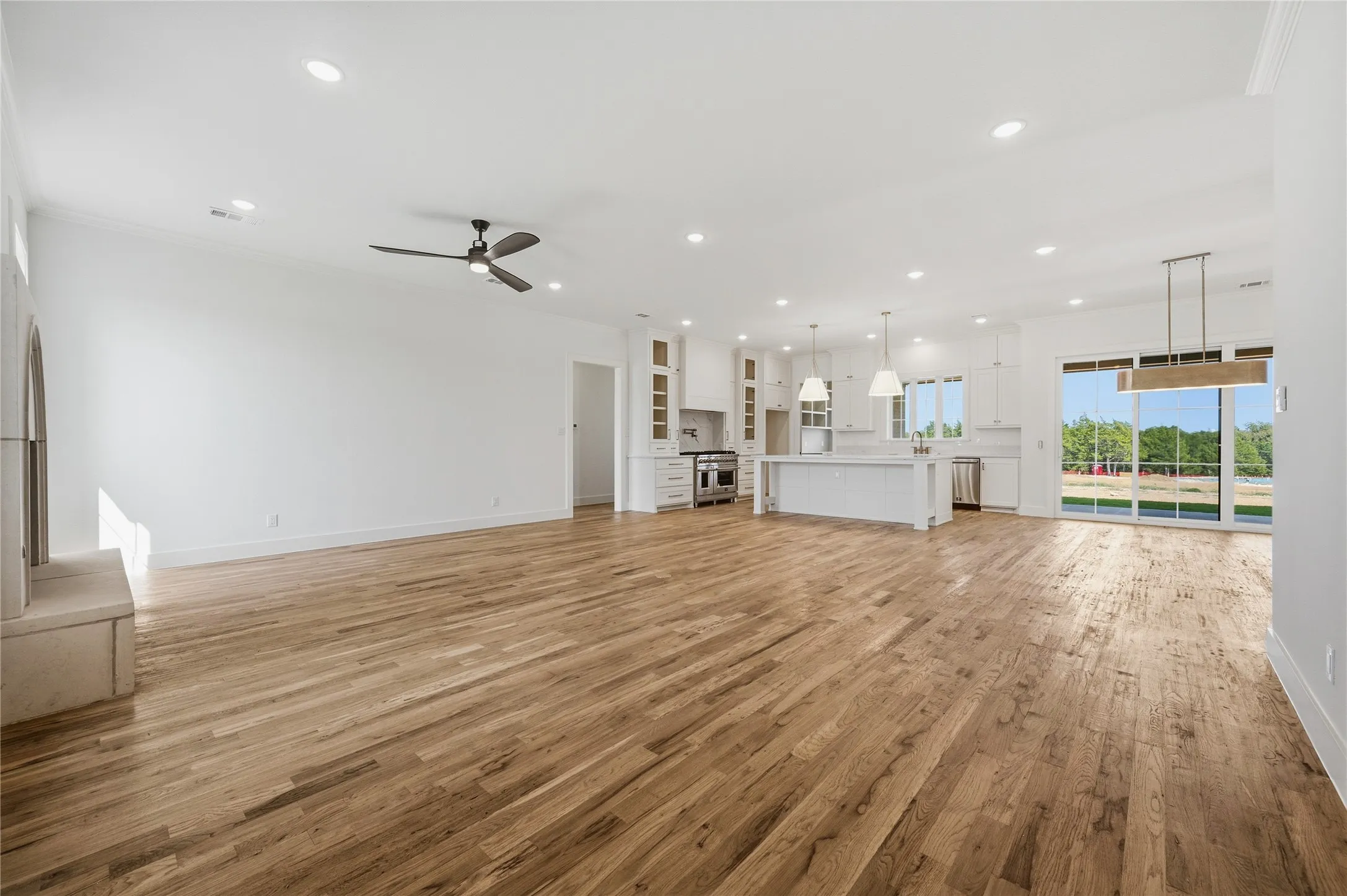 Single Family Residence For Sale in Ellis County , 1920 Kaycee Circle, Midlothian, Texas 76065, 4 Bedroom, 4 Bathroom, 3 Garage spaces, 3,311 Sqft, built in 2026, New Construction - Incomplete, mls#21195080, Real Estate Agent in Midlothian, Homes For Sale in Ellis county, Homes For Sale in Midlothian, Realtor in Midlothian Texas, Real Estate Brokerage Independent Realty Texas, Luminita Cordes Realtor