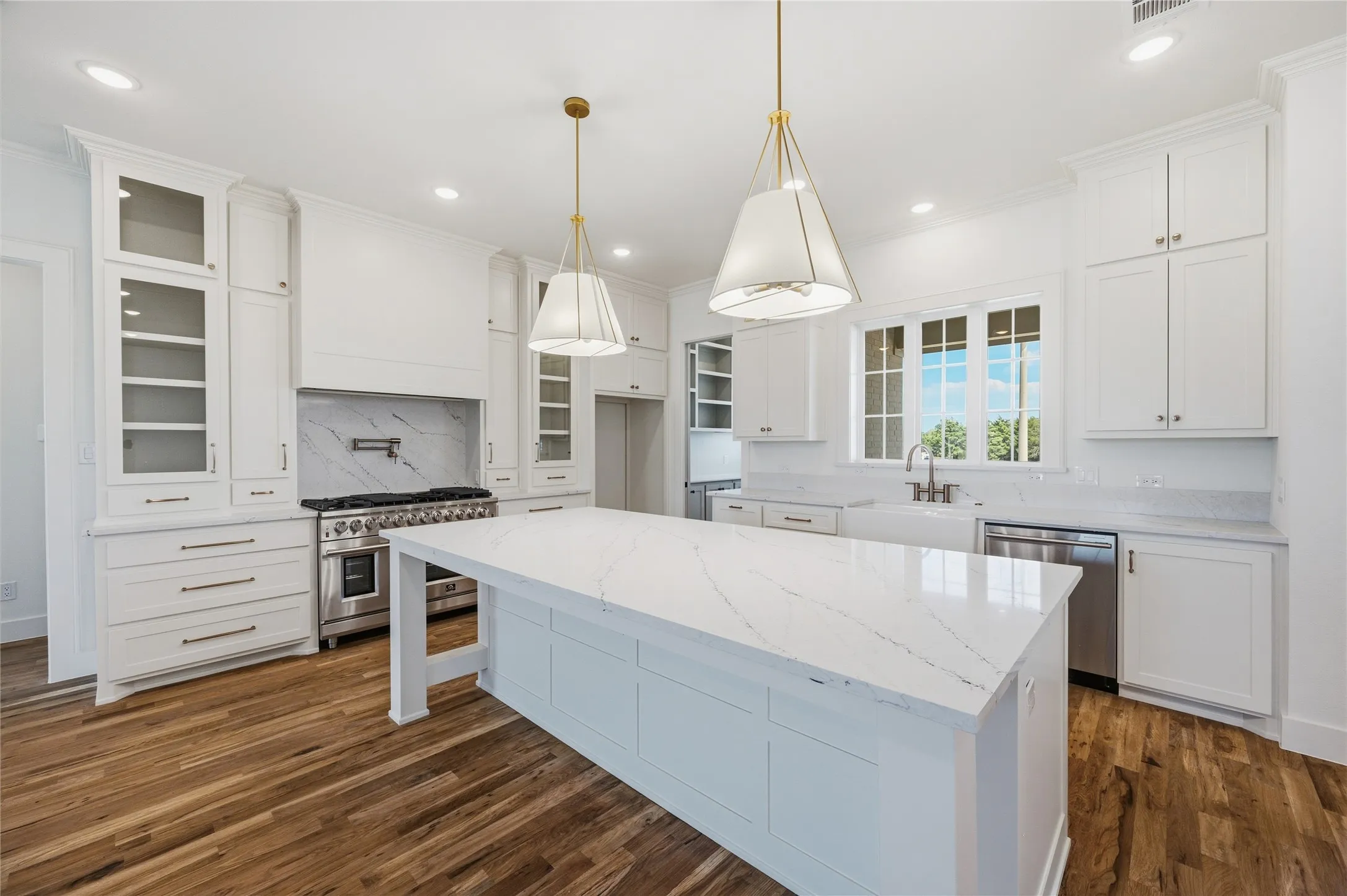 Single Family Residence For Sale in Ellis County , 1920 Kaycee Circle, Midlothian, Texas 76065, 4 Bedroom, 4 Bathroom, 3 Garage spaces, 3,311 Sqft, built in 2026, New Construction - Incomplete, mls#21195080, Real Estate Agent in Midlothian, Homes For Sale in Ellis county, Homes For Sale in Midlothian, Realtor in Midlothian Texas, Real Estate Brokerage Independent Realty Texas, Luminita Cordes Realtor