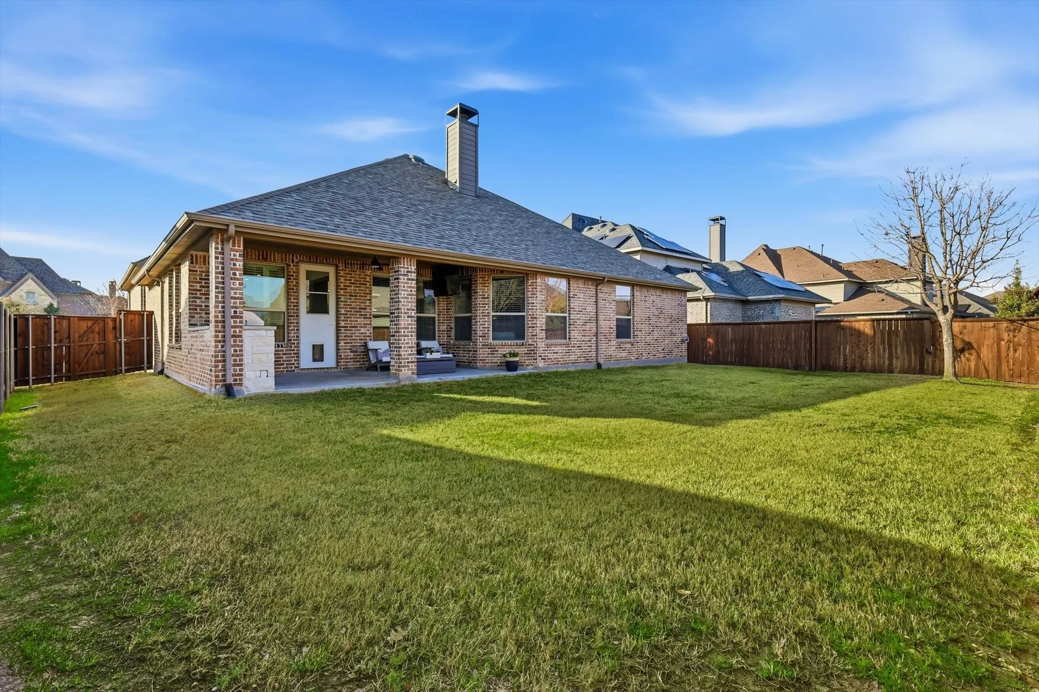 Large fully fenced backyard