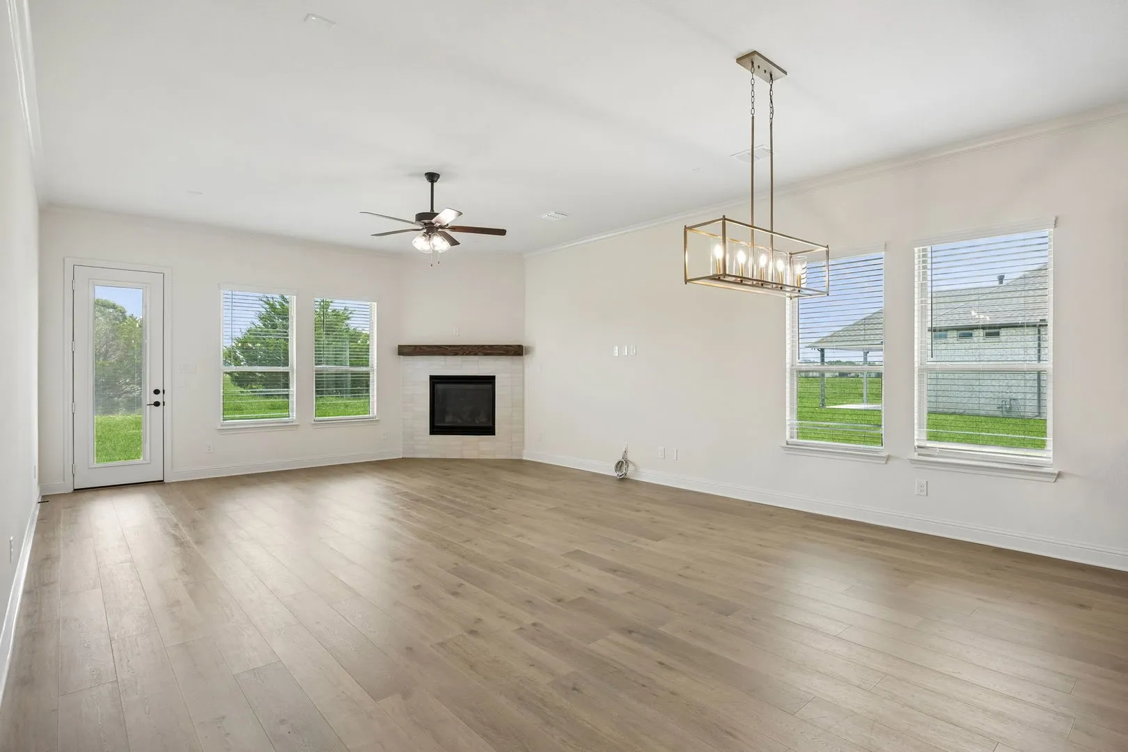 Single Family Residence For Sale in Johnson County , 5009 Valley View Drive, Joshua, Texas 76058, 4 Bedroom, 3 Bathroom, 2 Garage spaces, 2,599 Sqft, built in 2026, New Construction - Incomplete, mls#21195255, Real Estate Agent in Joshua, Homes For Sale in Johnson county, Homes For Sale in Joshua, Realtor in Joshua Texas, Real Estate Brokerage Independent Realty Texas, Luminita Cordes Realtor