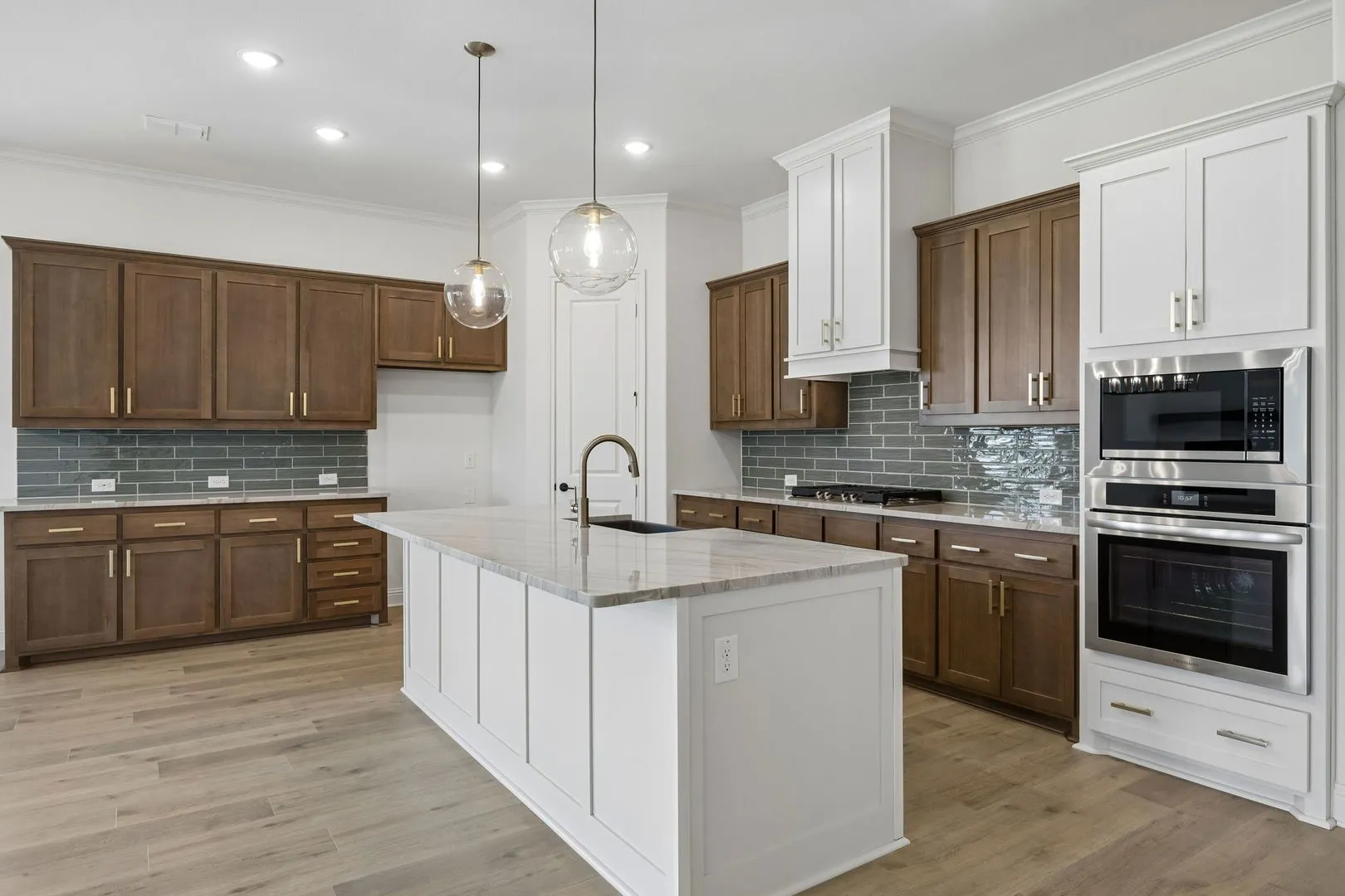 Single Family Residence For Sale in Johnson County , 5009 Valley View Drive, Joshua, Texas 76058, 4 Bedroom, 3 Bathroom, 2 Garage spaces, 2,599 Sqft, built in 2026, New Construction - Incomplete, mls#21195255, Real Estate Agent in Joshua, Homes For Sale in Johnson county, Homes For Sale in Joshua, Realtor in Joshua Texas, Real Estate Brokerage Independent Realty Texas, Luminita Cordes Realtor