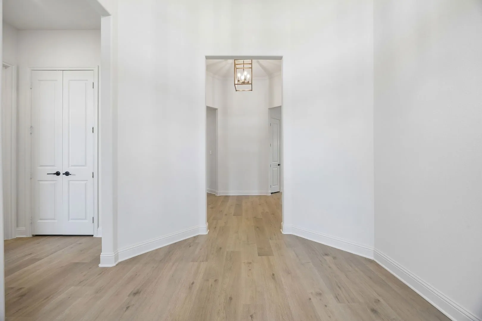 Single Family Residence For Sale in Johnson County , 5009 Valley View Drive, Joshua, Texas 76058, 4 Bedroom, 3 Bathroom, 2 Garage spaces, 2,599 Sqft, built in 2026, New Construction - Incomplete, mls#21195255, Real Estate Agent in Joshua, Homes For Sale in Johnson county, Homes For Sale in Joshua, Realtor in Joshua Texas, Real Estate Brokerage Independent Realty Texas, Luminita Cordes Realtor