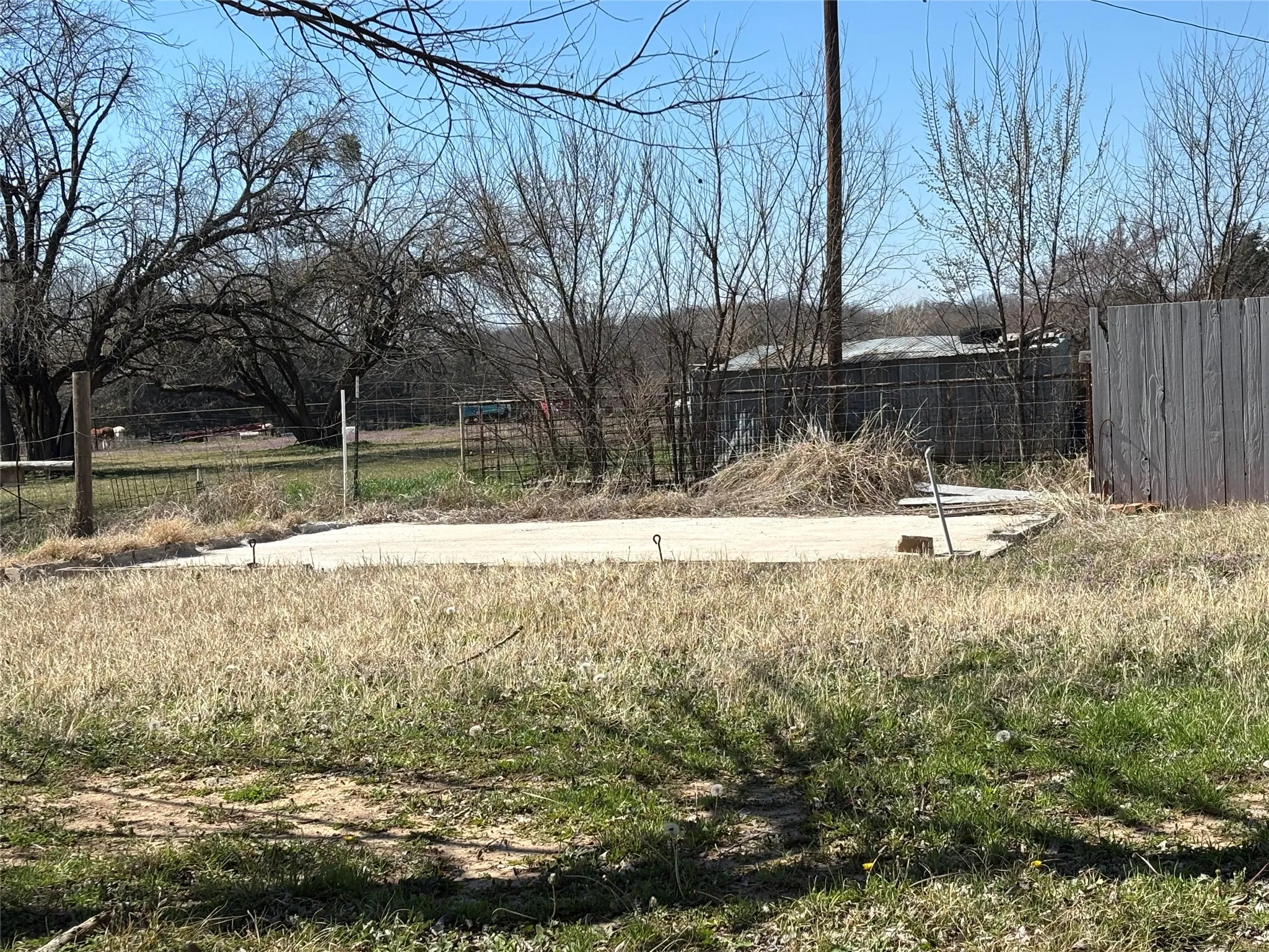 Improved Land For Sale in Fannin County , 5252 E FM 1396, Telephone, Texas 75488, 0, 0, Garage spaces, 0 Sqft, built in 2018, Price $155,000, mls#21195158, Real Estate Agent in Telephone, Homes For Sale in Fannin county, Homes For Sale in Telephone, Realtor in Telephone Texas, Real Estate Brokerage Independent Realty Texas, Luminita Cordes Realtor