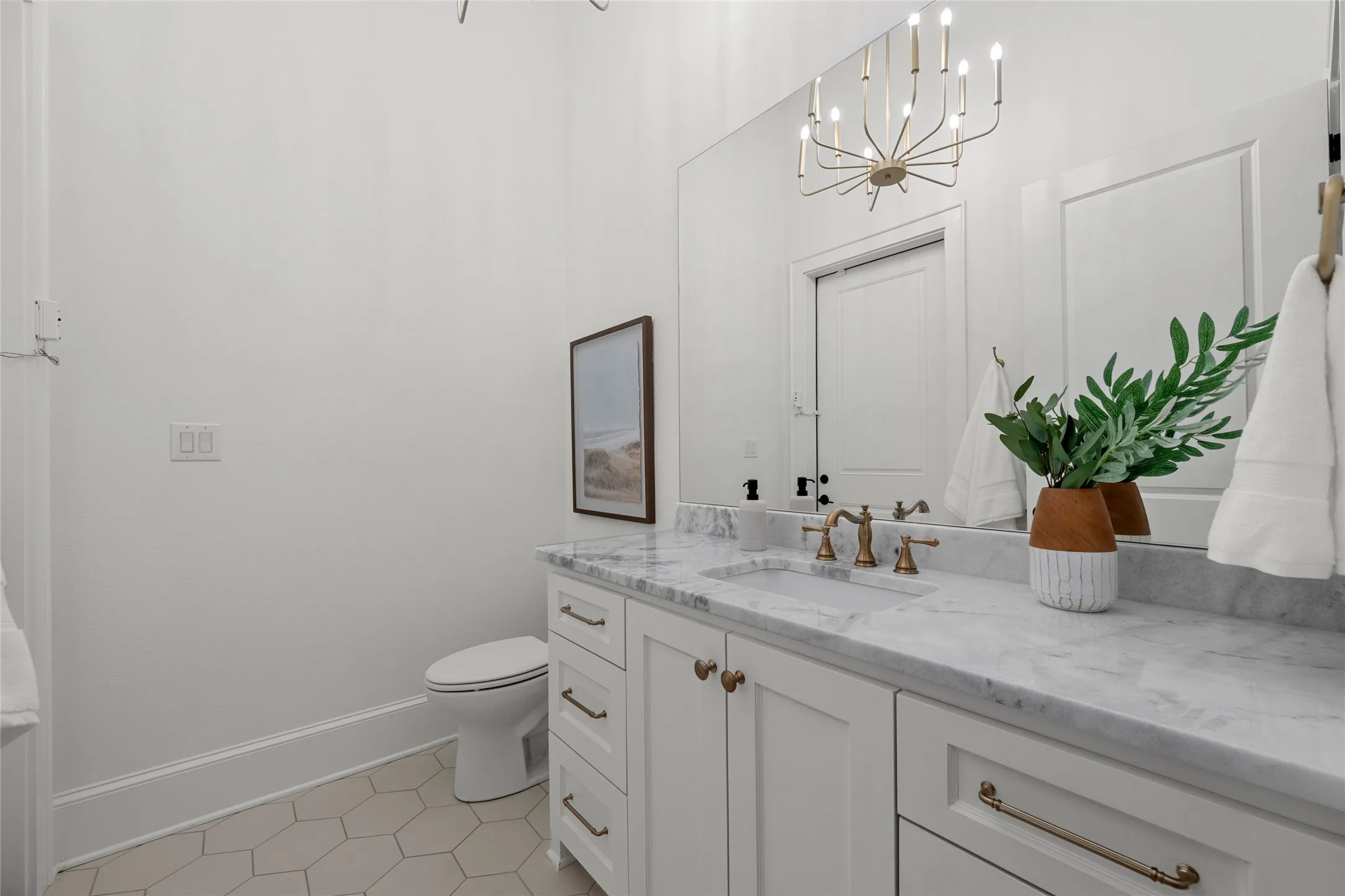 Single Family Residence For Sale in Mc Lennan County , 134 Sunflower Street, Lorena, Texas 76655, 4 Bedroom, 5 Bathroom, 3 Garage spaces, 5,030 Sqft, built in 2023, mls#21189909, Real Estate Agent in Lorena, Homes For Sale in Mc Lennan county, Homes For Sale in Lorena, Realtor in Lorena Texas, Real Estate Brokerage Independent Realty Texas, Luminita Cordes Realtor