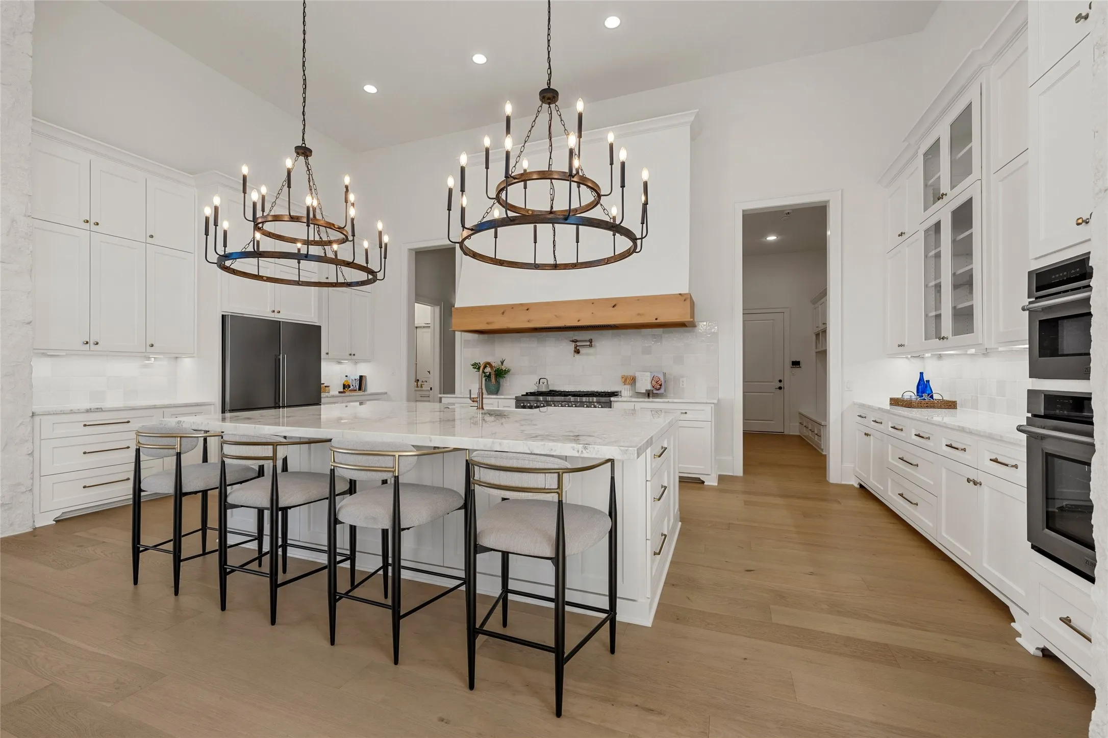 Single Family Residence For Sale in Mc Lennan County , 134 Sunflower Street, Lorena, Texas 76655, 4 Bedroom, 5 Bathroom, 3 Garage spaces, 5,030 Sqft, built in 2023, mls#21189909, Real Estate Agent in Lorena, Homes For Sale in Mc Lennan county, Homes For Sale in Lorena, Realtor in Lorena Texas, Real Estate Brokerage Independent Realty Texas, Luminita Cordes Realtor